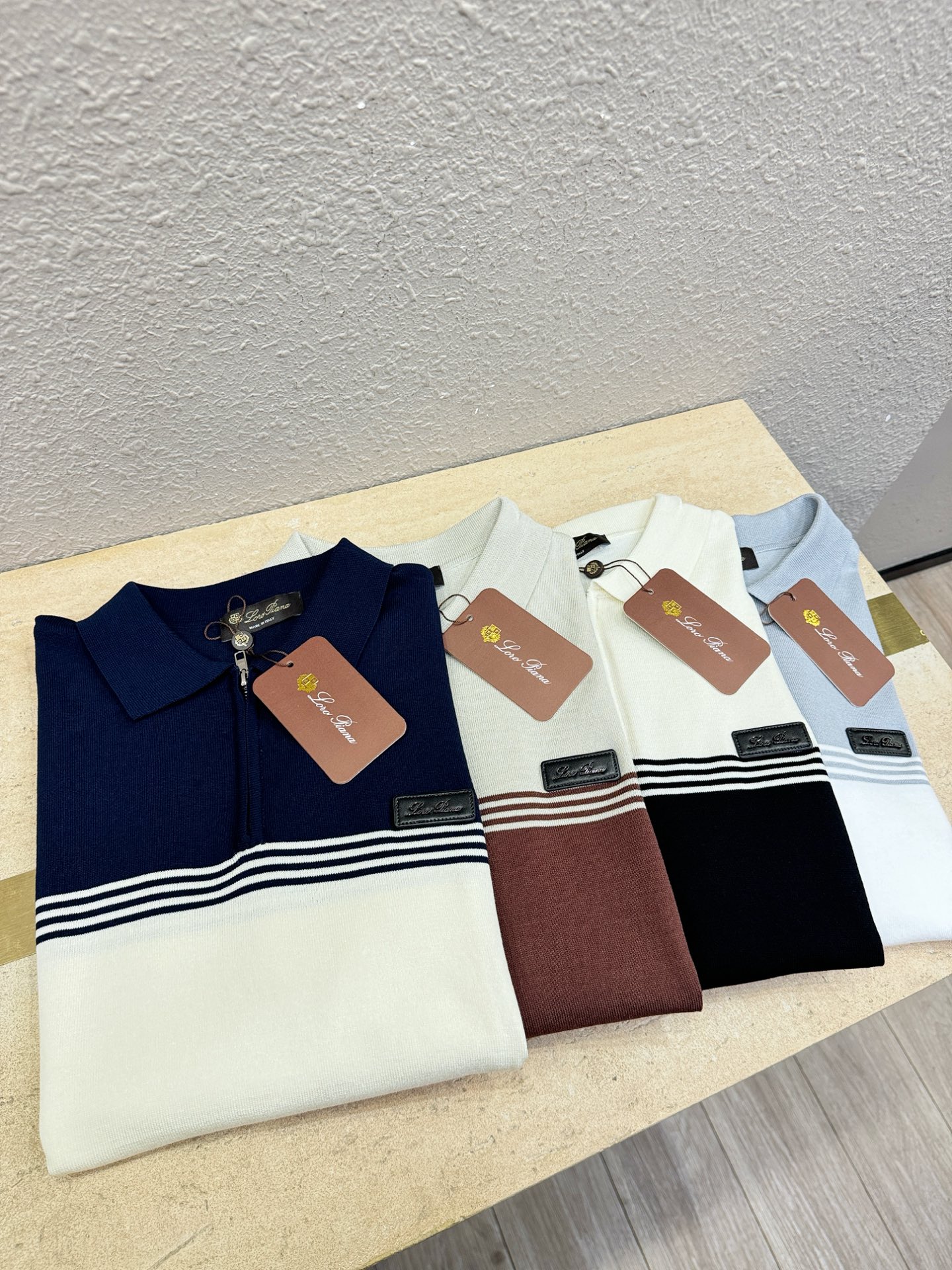 Loro Piana诺悠翩雅 2026春夏新品针织短袖，进口针织面料，手感柔软。顶级进口私货，时尚设计潮