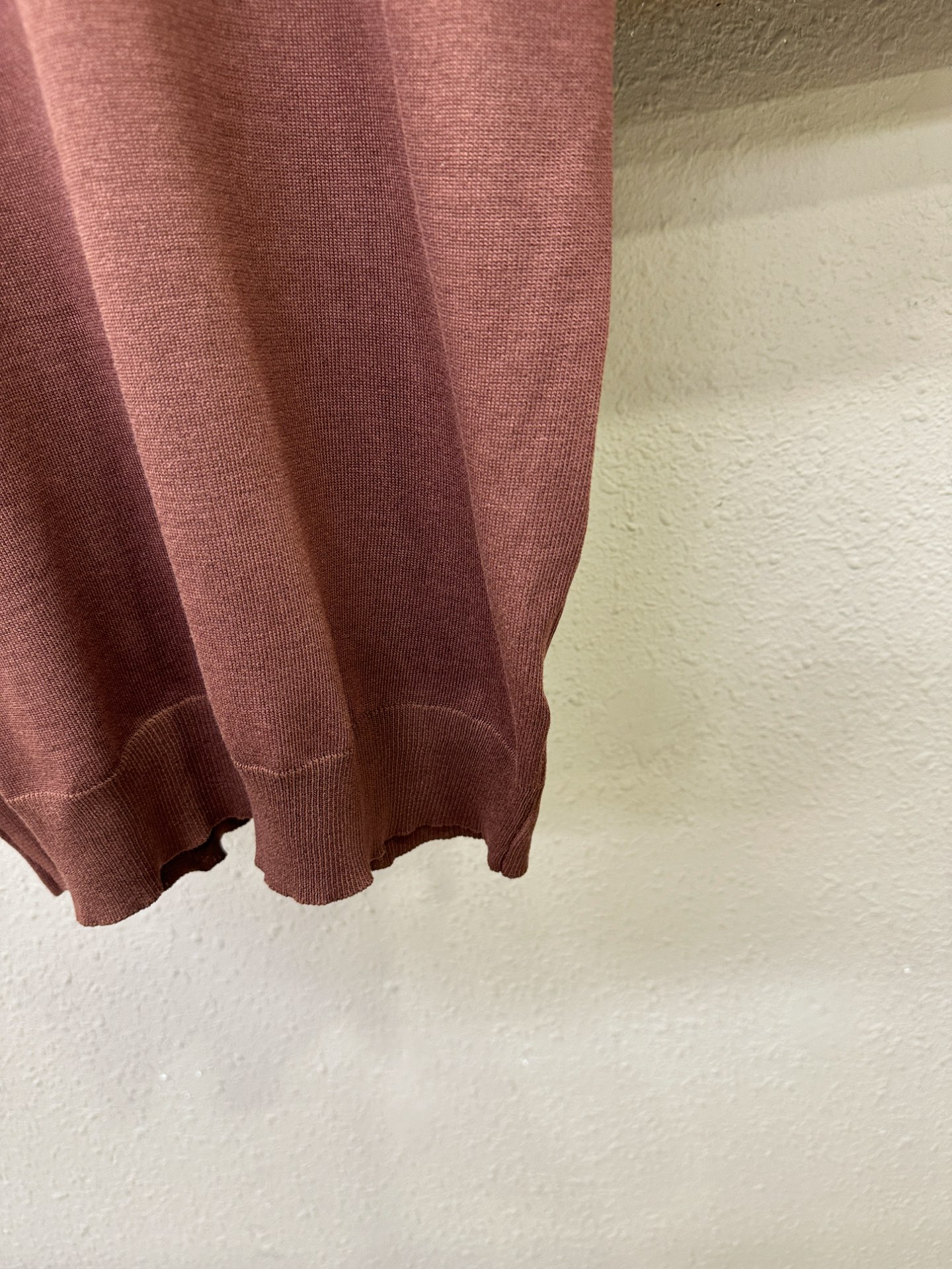 Loro Piana诺悠翩雅 2026春夏新品针织短袖，进口针织面料，手感柔软。顶级进口私货，时尚设计潮