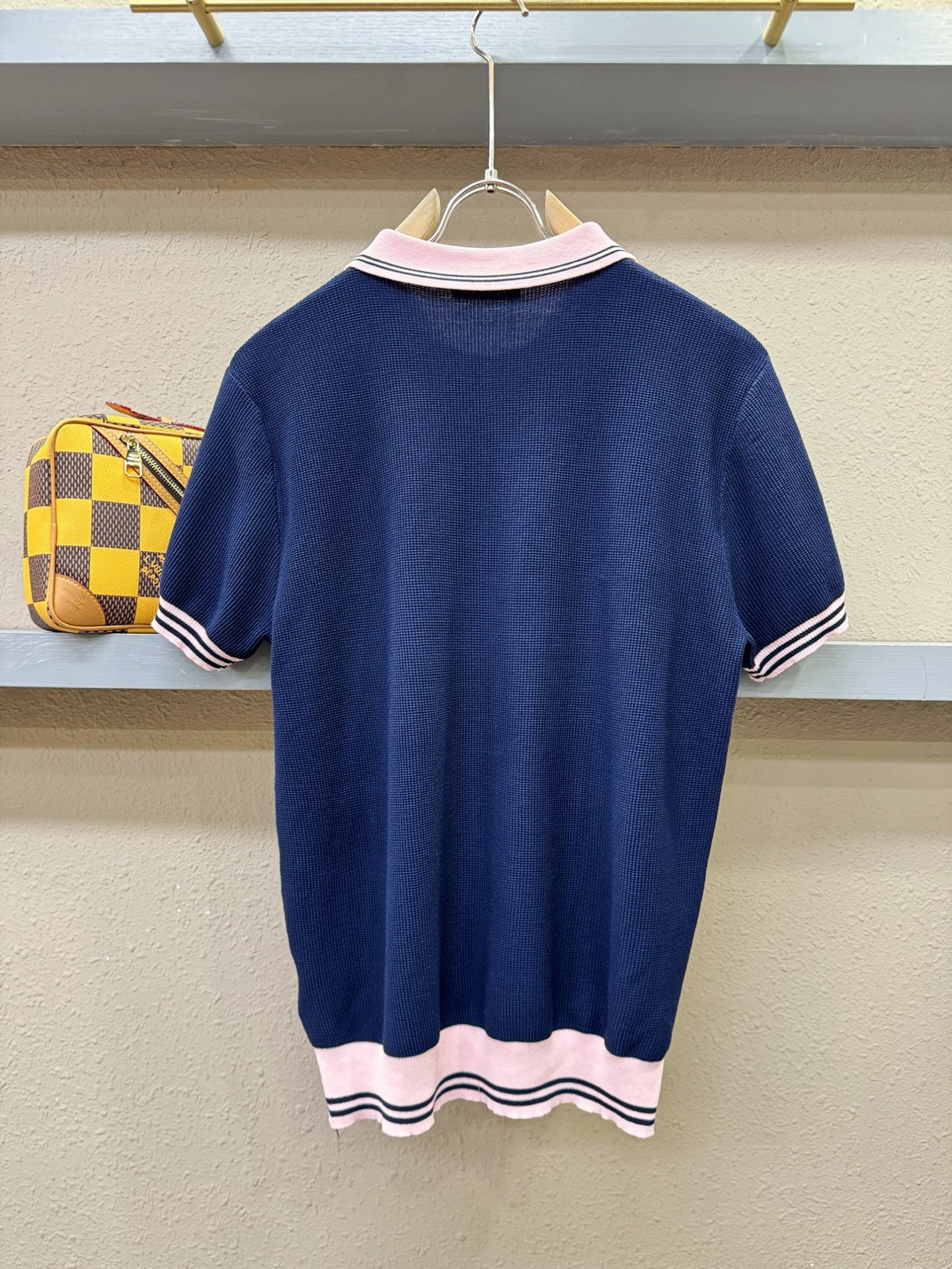 LOEWE罗意威 2026春夏新品针织短袖，进口针织面料，手感柔软。顶级进口私货，时尚设计潮流短袖针织衫