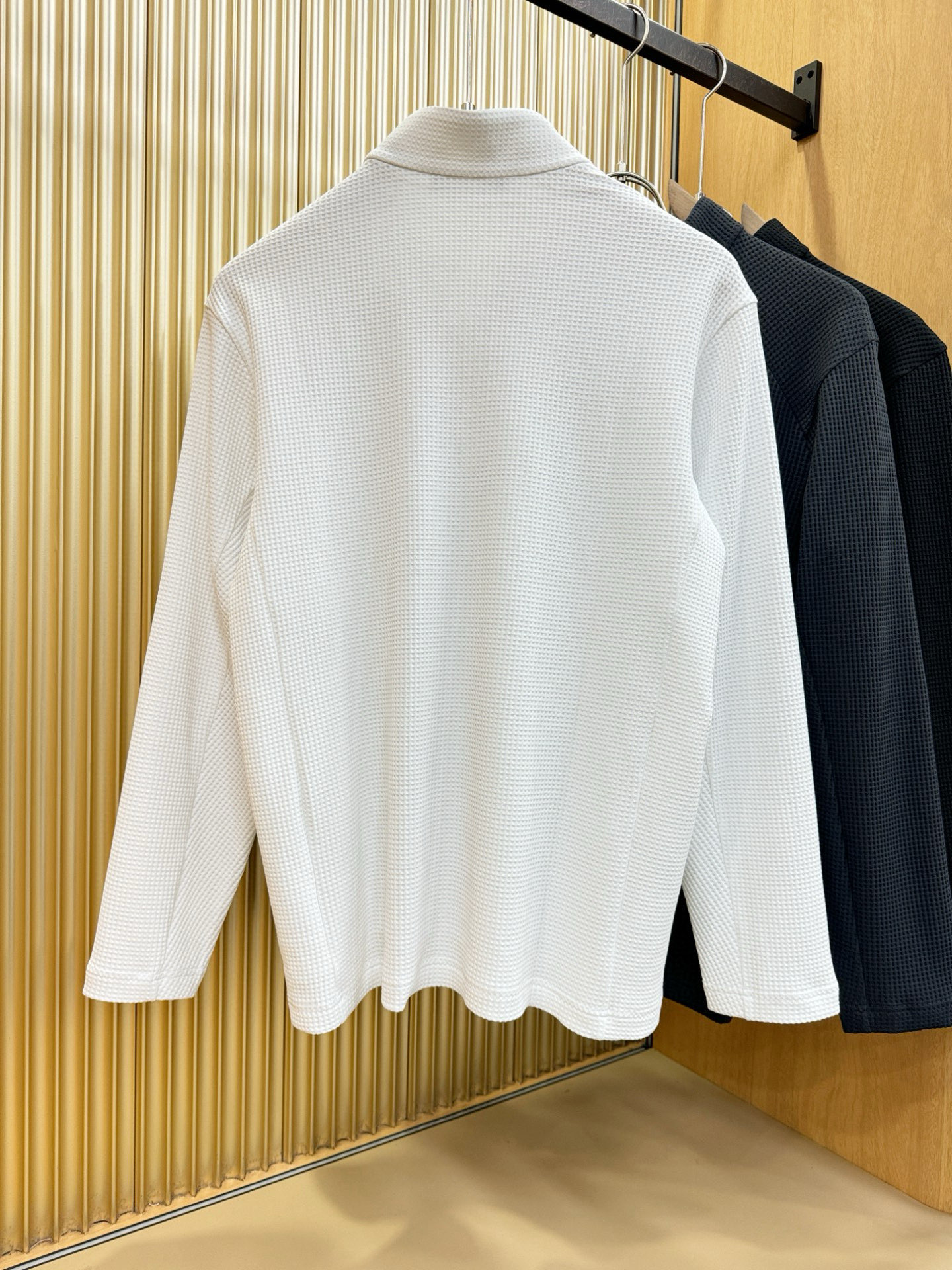 Loro Piana诺悠翩雅 秋冬新品 长袖上衣，经典Logo设计，百搭款 官网同步发售 定制面料，柔软