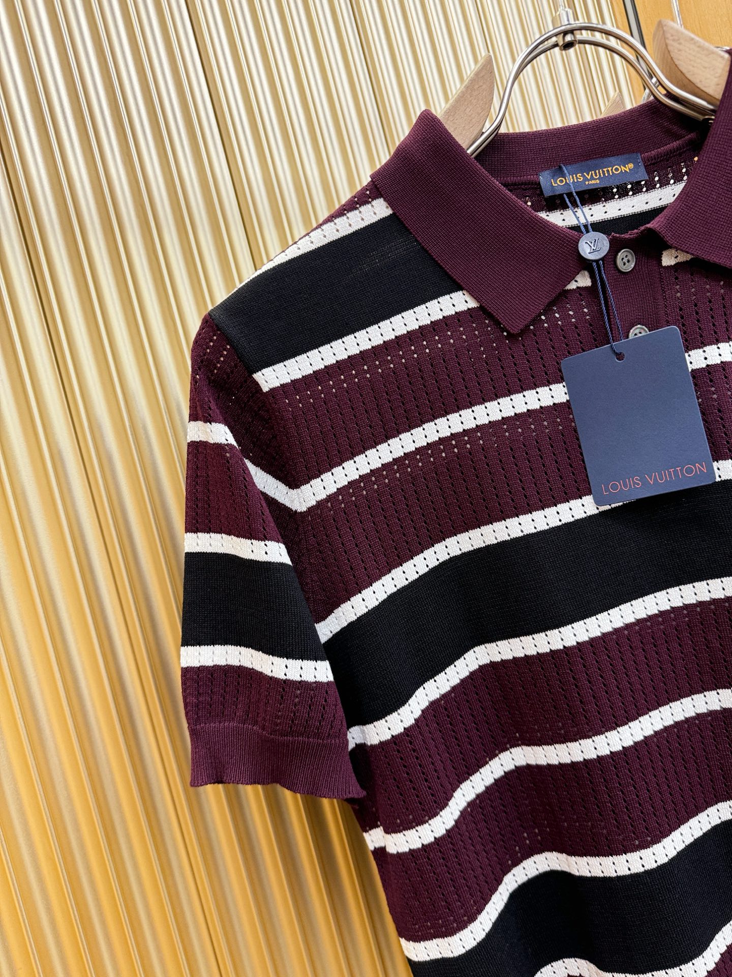 LV路易威登2026春夏新品针织短袖，进口针织面料，手感柔软。顶级进口私货，时尚设计潮流短袖针织衫，不失