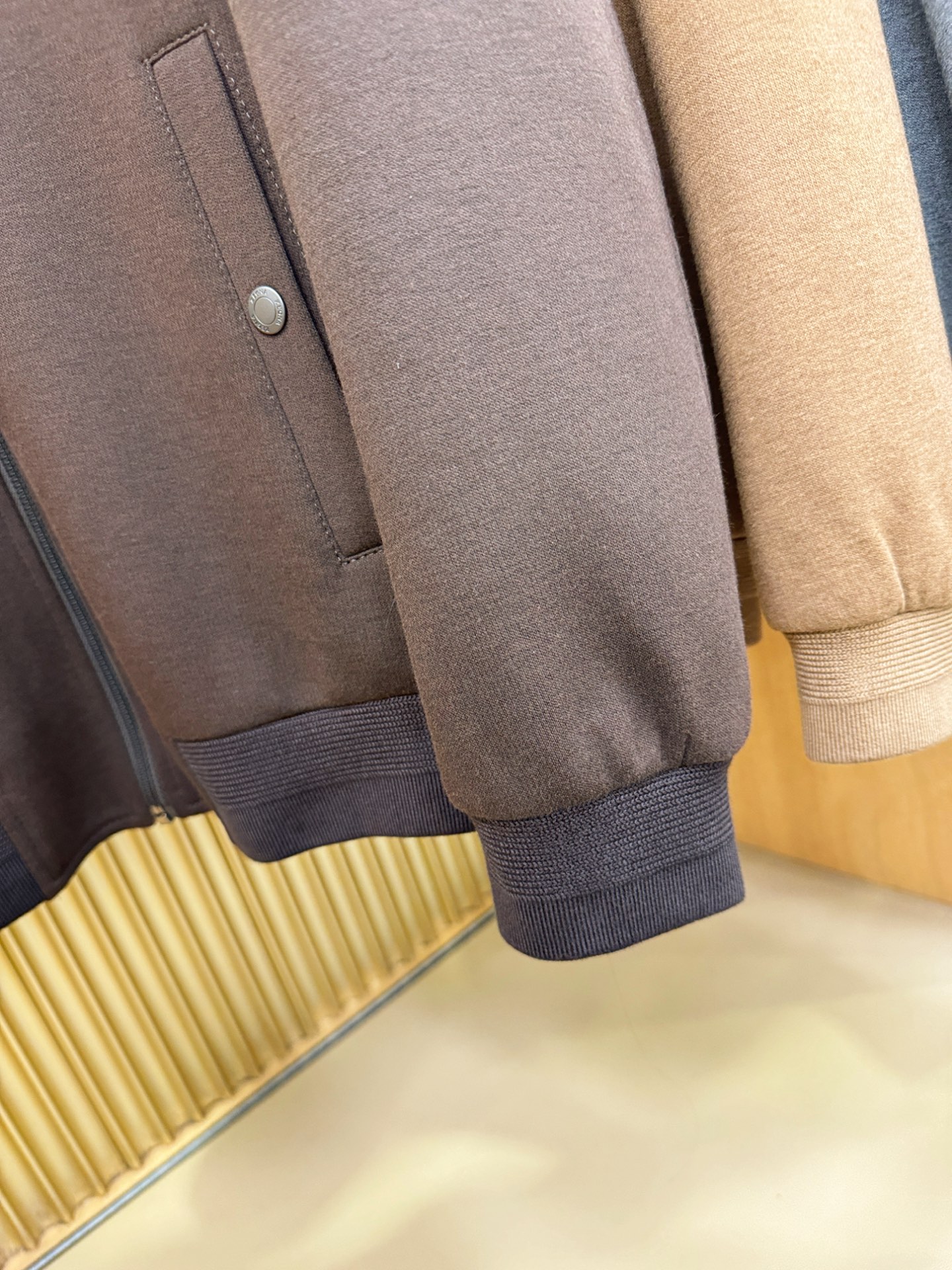 Ermenegildo Zeg*a杰*亚 秋冬新款羊毛夹克外套，内里加棉，原单狠货 意大利进口面料时尚夹