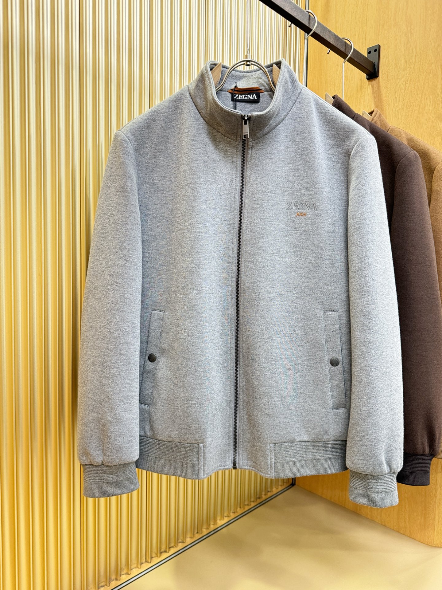 Ermenegildo Zeg*a杰*亚 秋冬新款羊毛夹克外套，内里加棉，原单狠货 意大利进口面料时尚夹