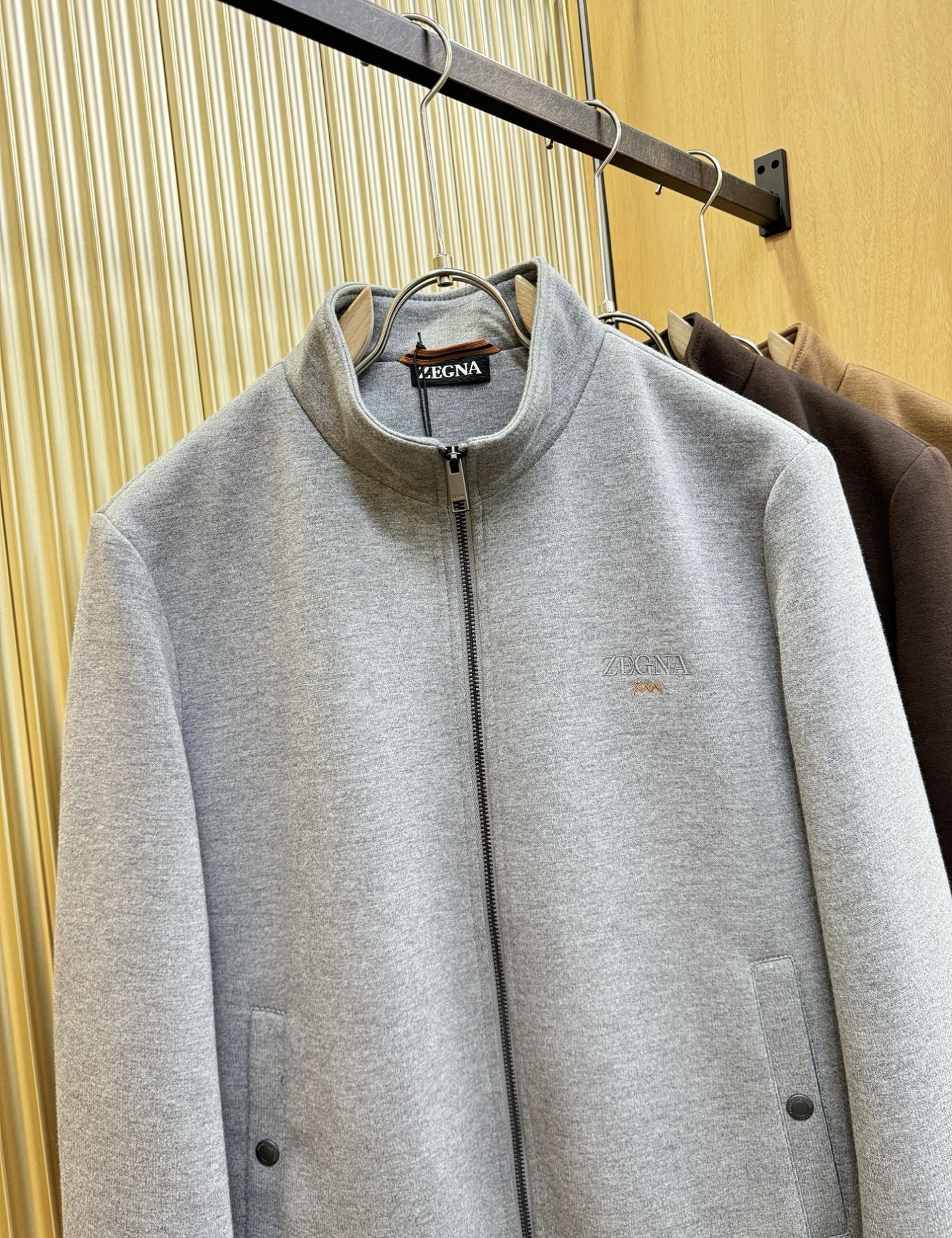 Ermenegildo Zeg*a杰*亚 秋冬新款羊毛夹克外套，内里加棉，原单狠货 意大利进口面料时尚夹