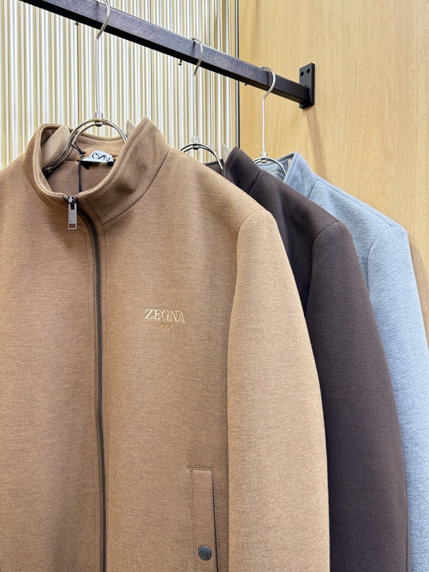 Ermenegildo Zeg*a杰*亚 秋冬新款羊毛夹克外套，内里加棉，原单狠货 意大利进口面料时尚夹