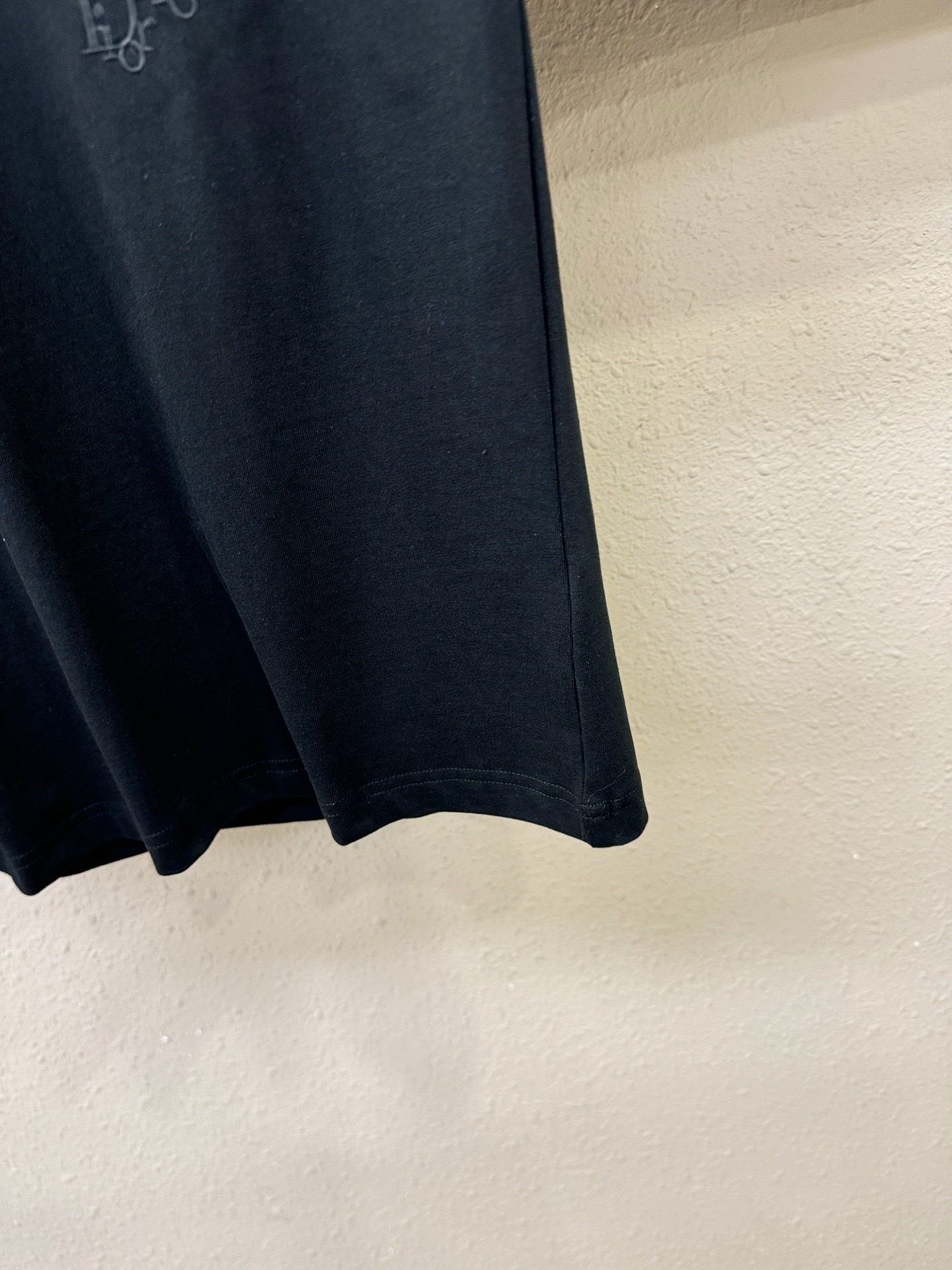 Dior迪奥 2026新款短袖T恤！走秀图案时尚休闲短袖T恤衫！设计logo设计！极具设计精选客供面料，