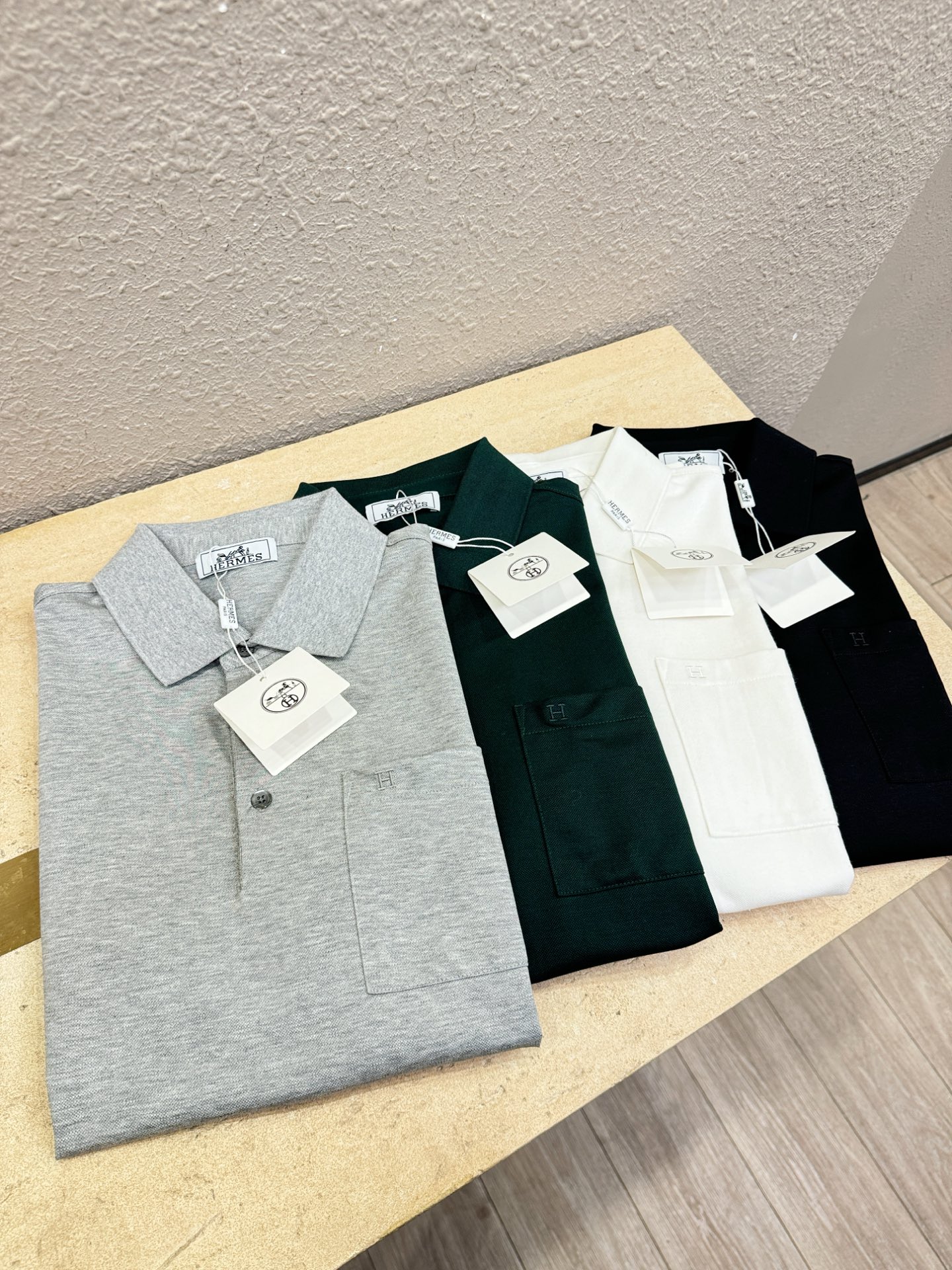 Hermès爱马仕 2026官方新款 专柜同步上市 男士翻领短袖POLO衫，高端主线系列，进口珠地丝光棉