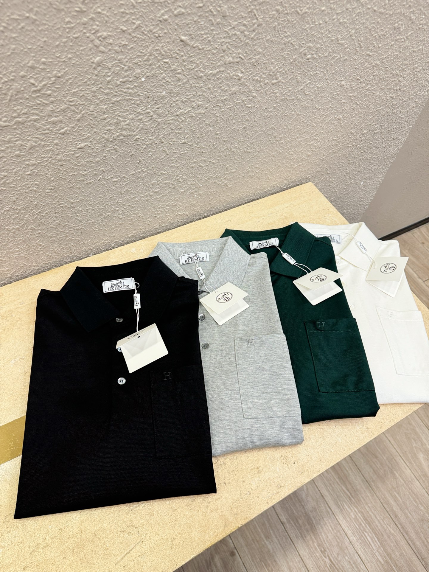 Hermès爱马仕 2026官方新款 专柜同步上市 男士翻领短袖POLO衫，高端主线系列，进口珠地丝光棉