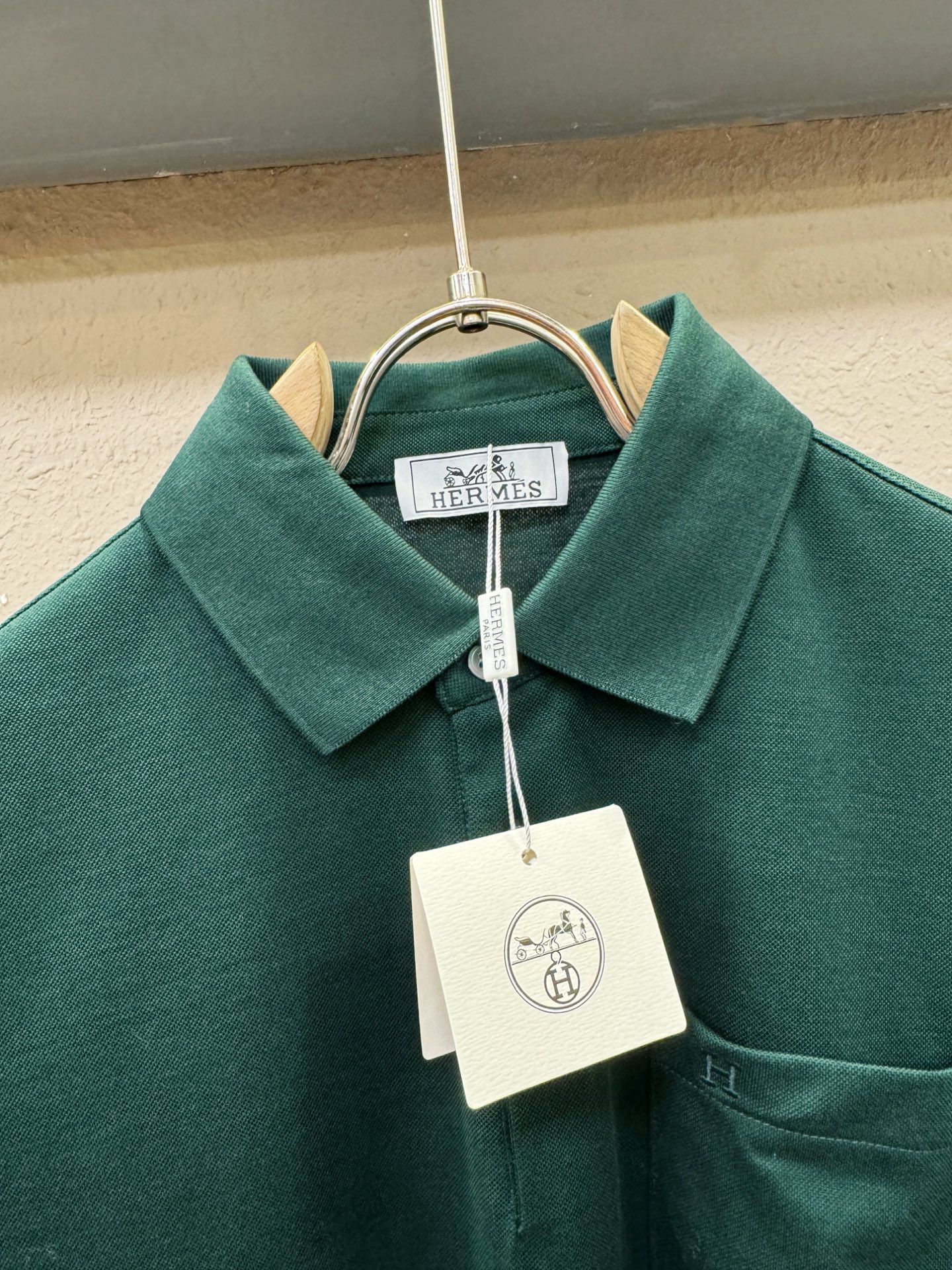Hermès爱马仕 2026官方新款 专柜同步上市 男士翻领短袖POLO衫，高端主线系列，进口珠地丝光棉