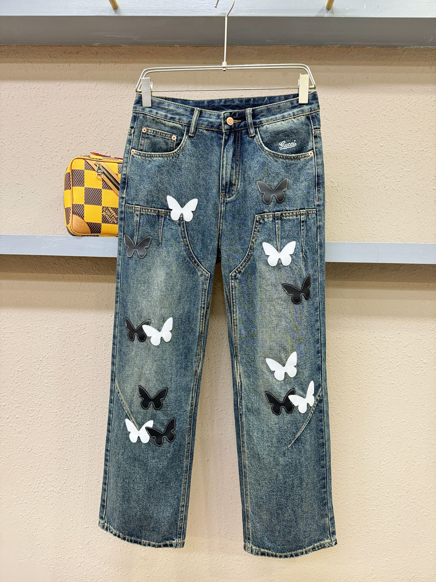 Gucci古奇 专柜新品，原版牛仔裤 原版重工打造，品牌经典LOGO设计，三标齐全！原版五金辅料。专柜定