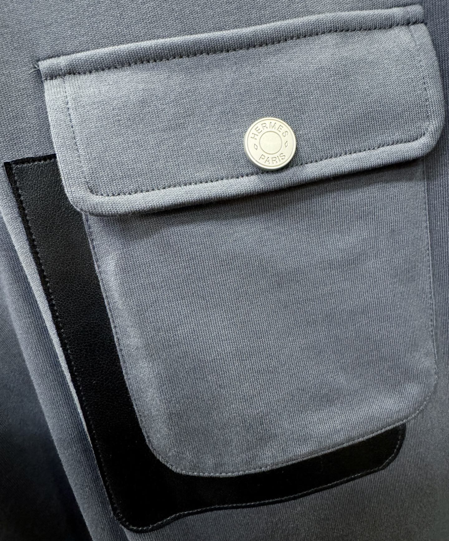 Hermès爱马仕 2026官方新款 专柜同步上市 男士翻领短袖POLO衫，高端主线系列，进口珠地丝光棉