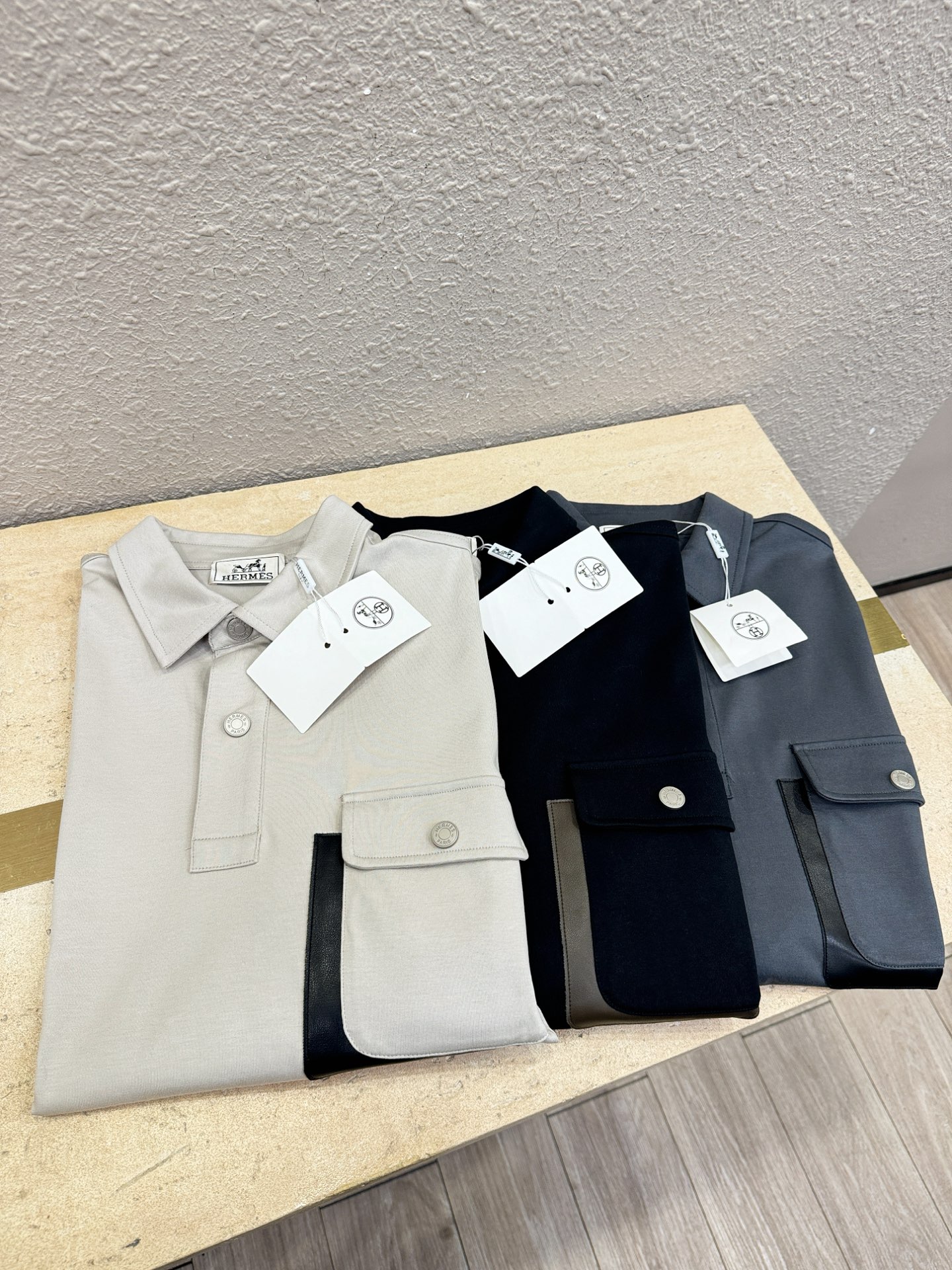 Hermès爱马仕 2026官方新款 专柜同步上市 男士翻领短袖POLO衫，高端主线系列，进口珠地丝光棉