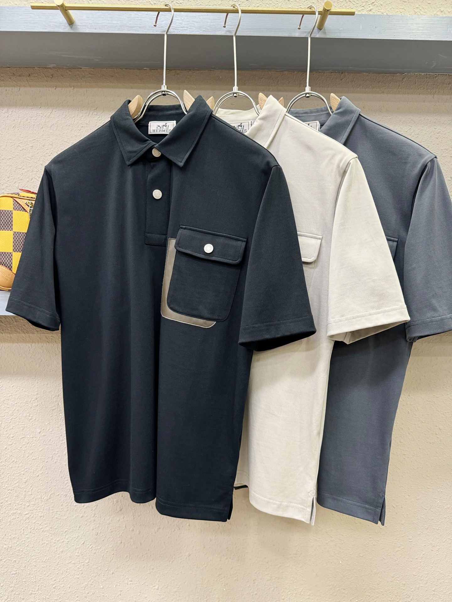 Hermès爱马仕 2026官方新款 专柜同步上市 男士翻领短袖POLO衫，高端主线系列，进口珠地丝光棉