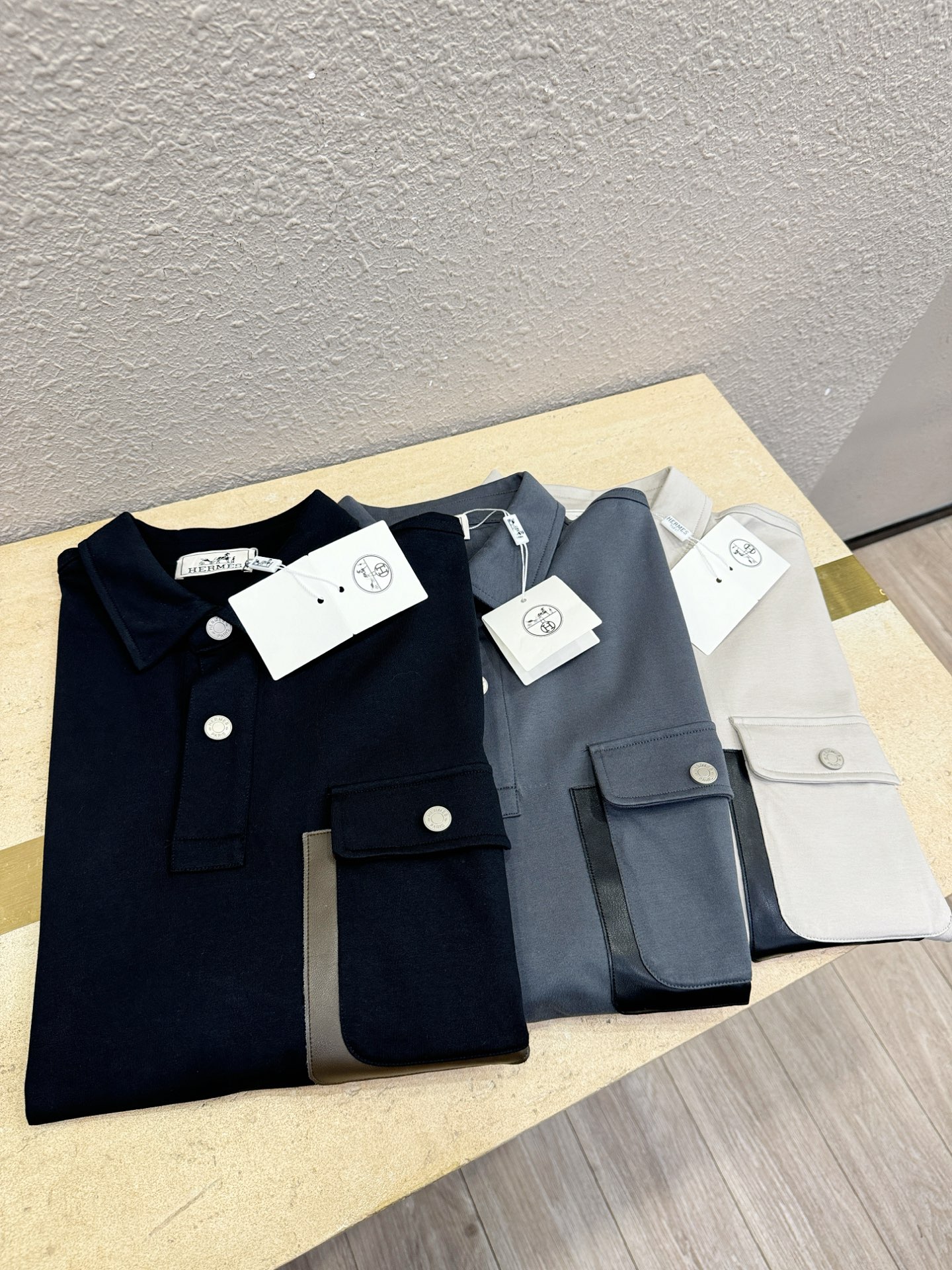 Hermès爱马仕 2026官方新款 专柜同步上市 男士翻领短袖POLO衫，高端主线系列，进口珠地丝光棉