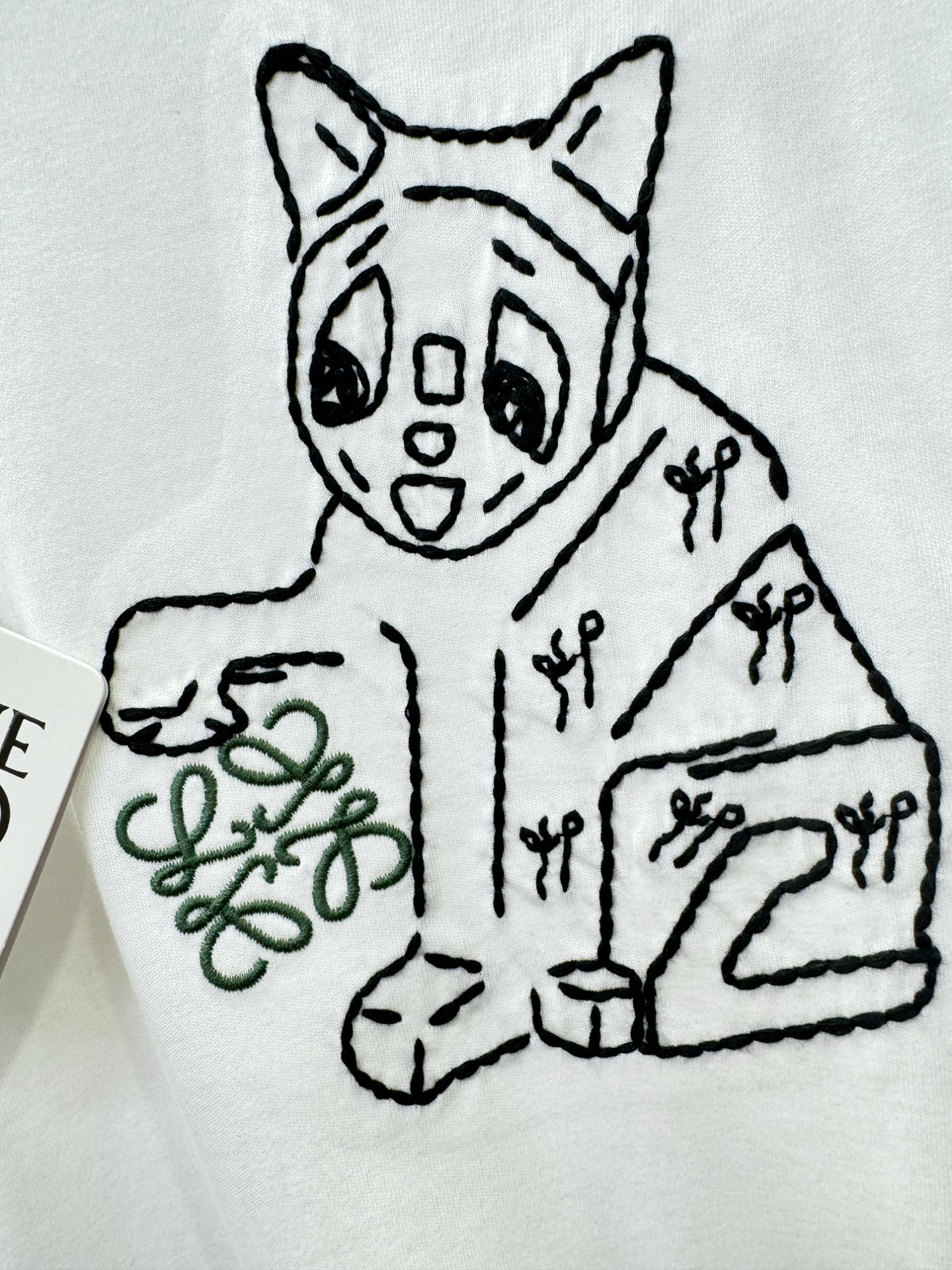 LOEWE罗意威 2026新款短袖T恤！走秀图案时尚休闲短袖T恤衫！设计logo设计！极具设计精选客供面