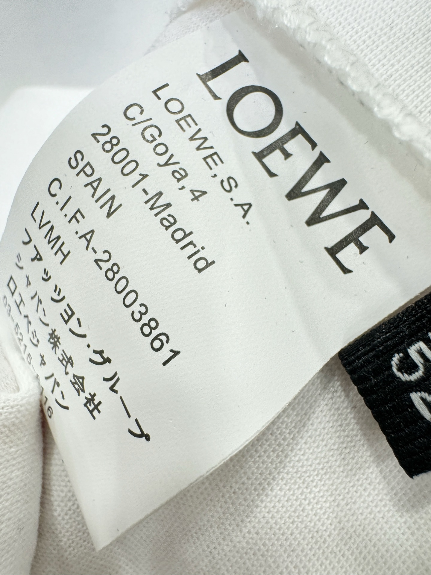 LOEWE罗意威 2026新款短袖T恤！走秀图案时尚休闲短袖T恤衫！设计logo设计！极具设计精选客供面