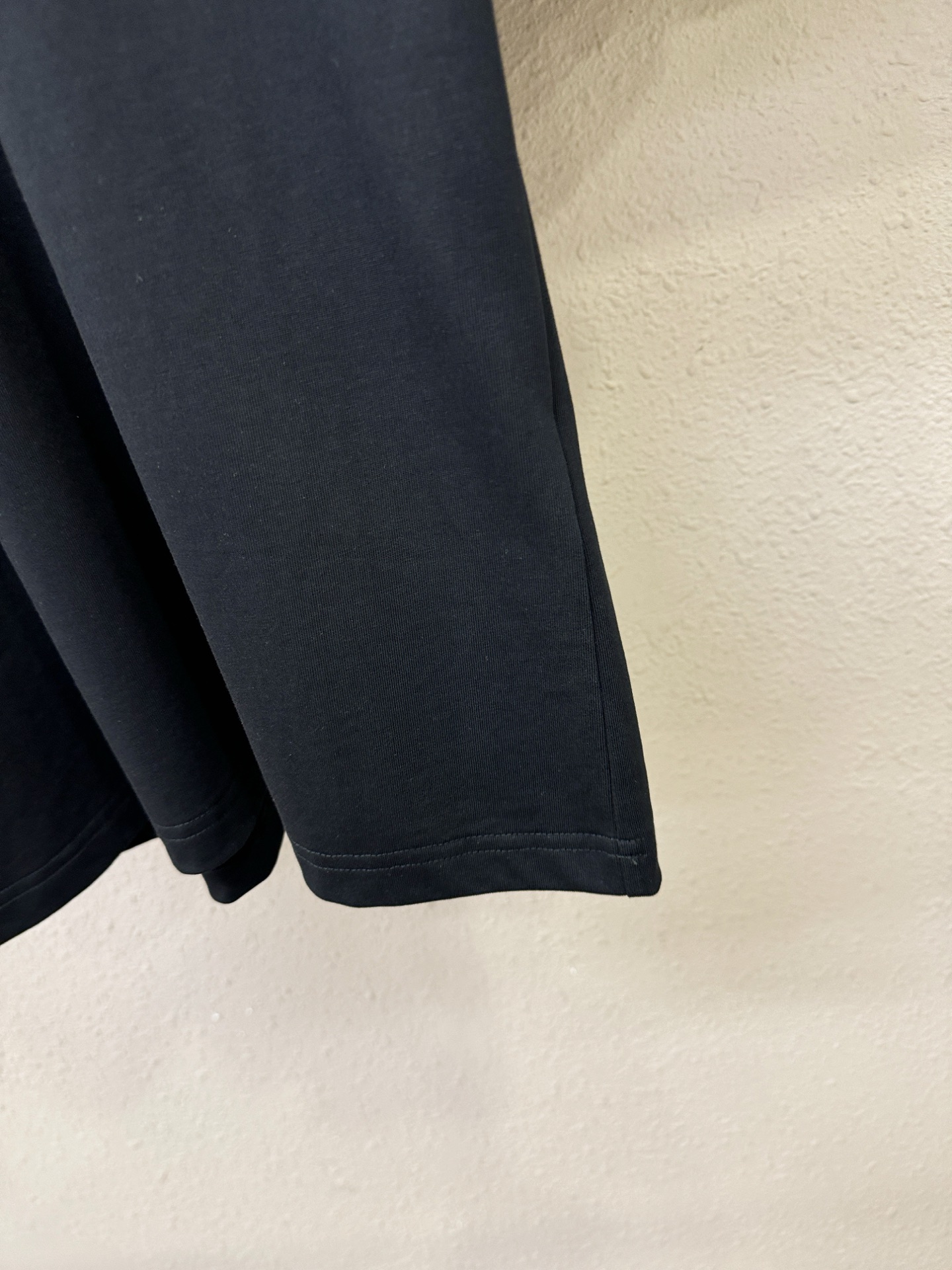 马吉拉 2026新款短袖T恤！走秀图案时尚休闲短袖T恤衫！设计logo设计！极具设计精选客供面料，手感柔