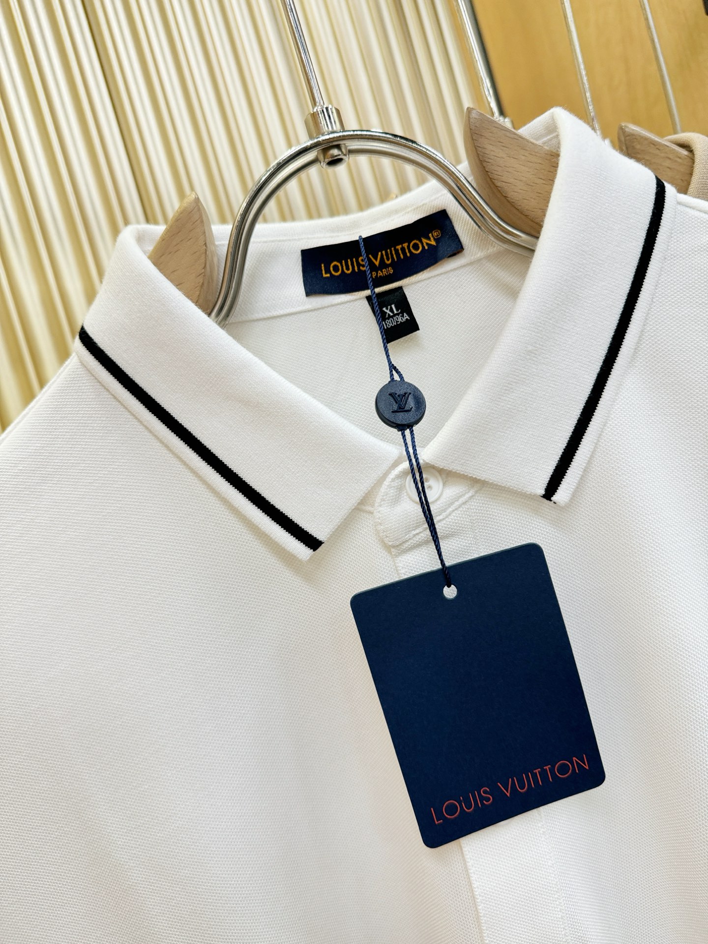 LV路易威登 2026春夏新款首发专柜最新款翻领短袖，珠地丝光棉面料，高端订制 设计前卫时尚！品牌log