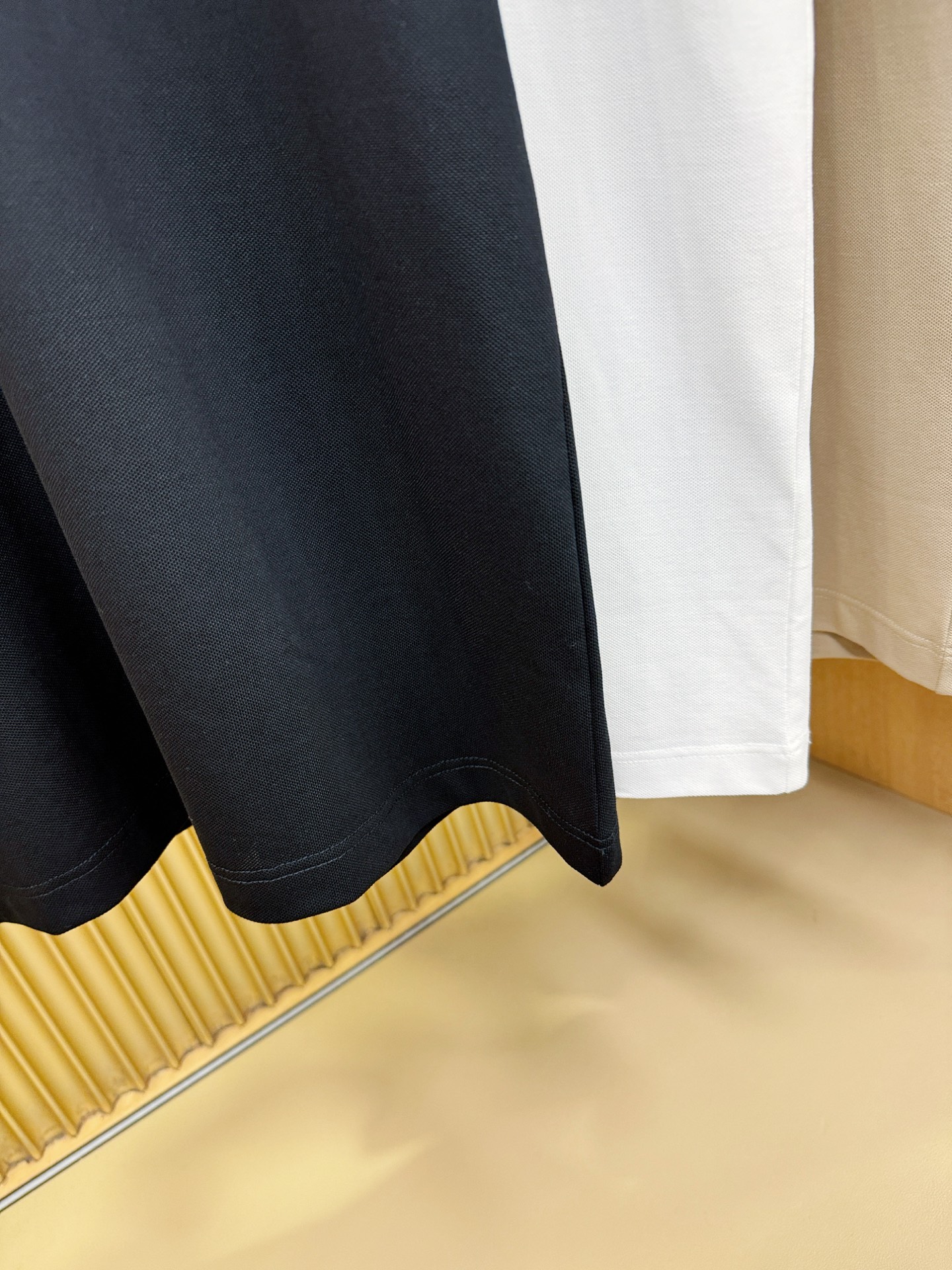 LV路易威登 2026春夏新款首发专柜最新款翻领短袖，珠地丝光棉面料，高端订制 设计前卫时尚！品牌log