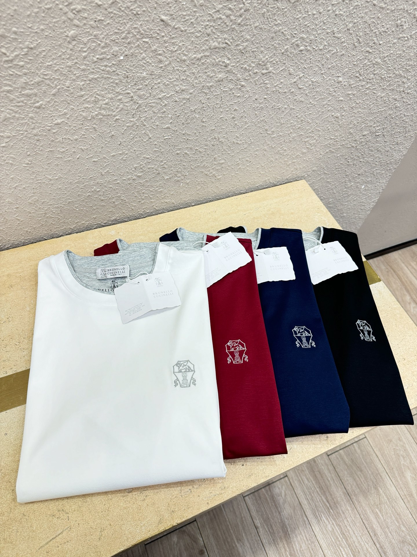 BC布鲁提 顶级品质 2026新品短袖！原版定制面料，手感柔软。顶级进口私货，时尚设计潮流短袖，不失奢华