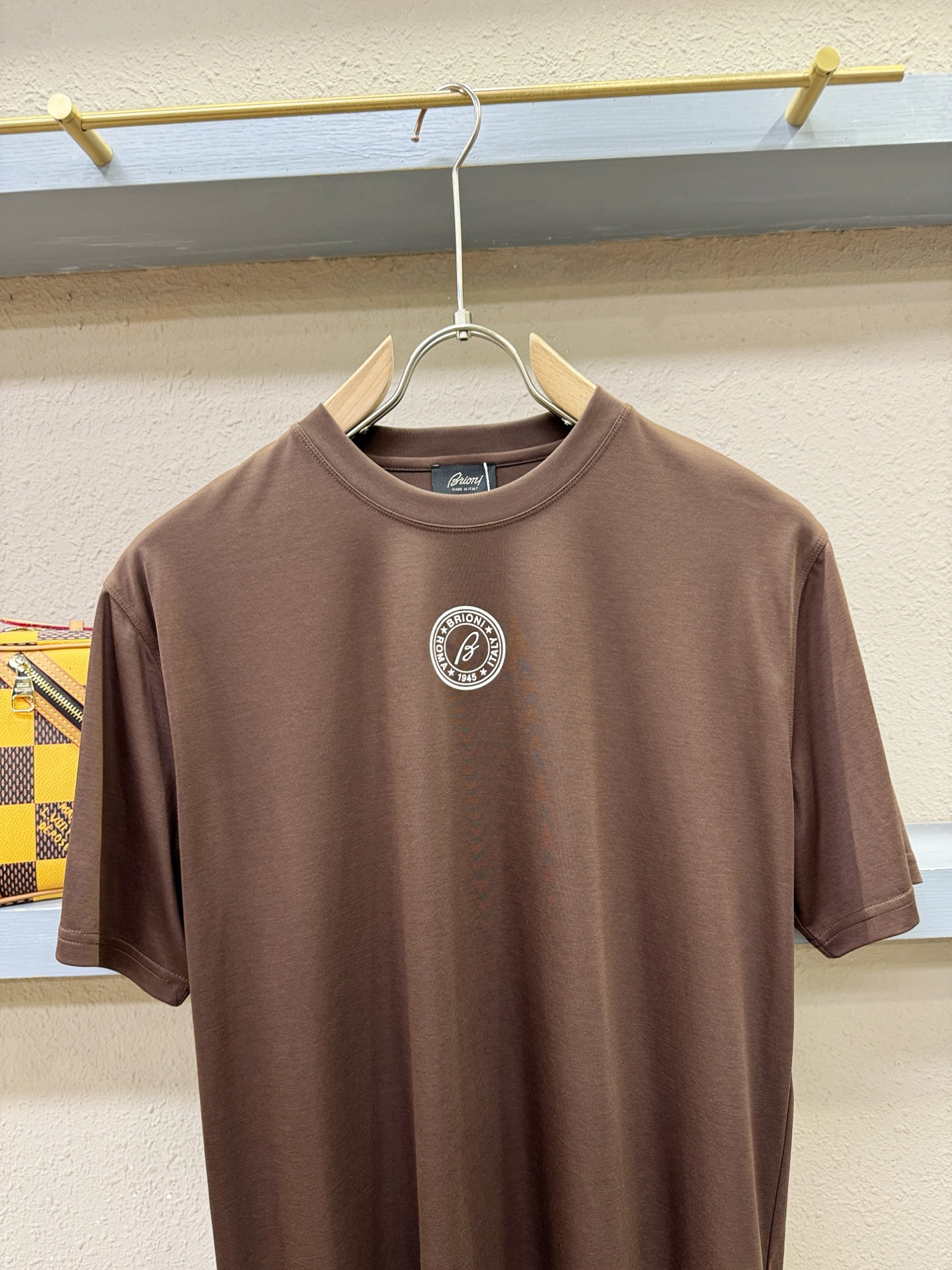 Brioni 布里奥尼 顶级品质 2026新品短袖！原版定制面料，手感柔软。顶级进口私货，时尚设计潮流短