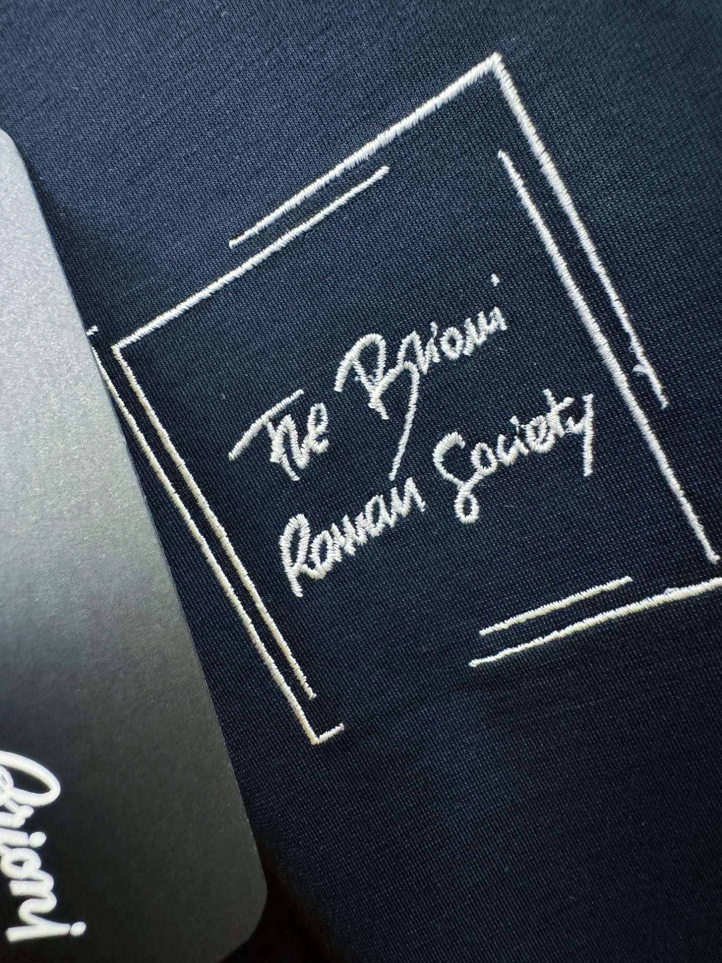 Brioni 布里奥尼 顶级品质 2026新品短袖！原版定制面料，手感柔软。顶级进口私货，时尚设计潮流短