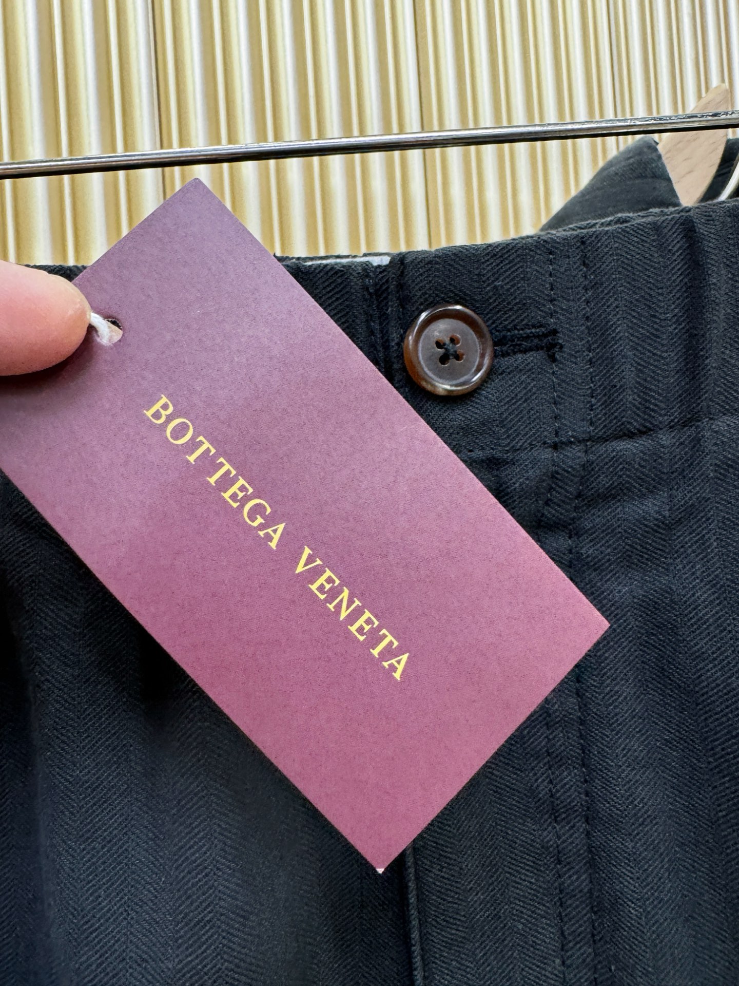 套装 葆蝶家Bottega Veneta 2026专柜同款亚麻套装，100%亚麻面料，亚麻衬衫就足够腔调