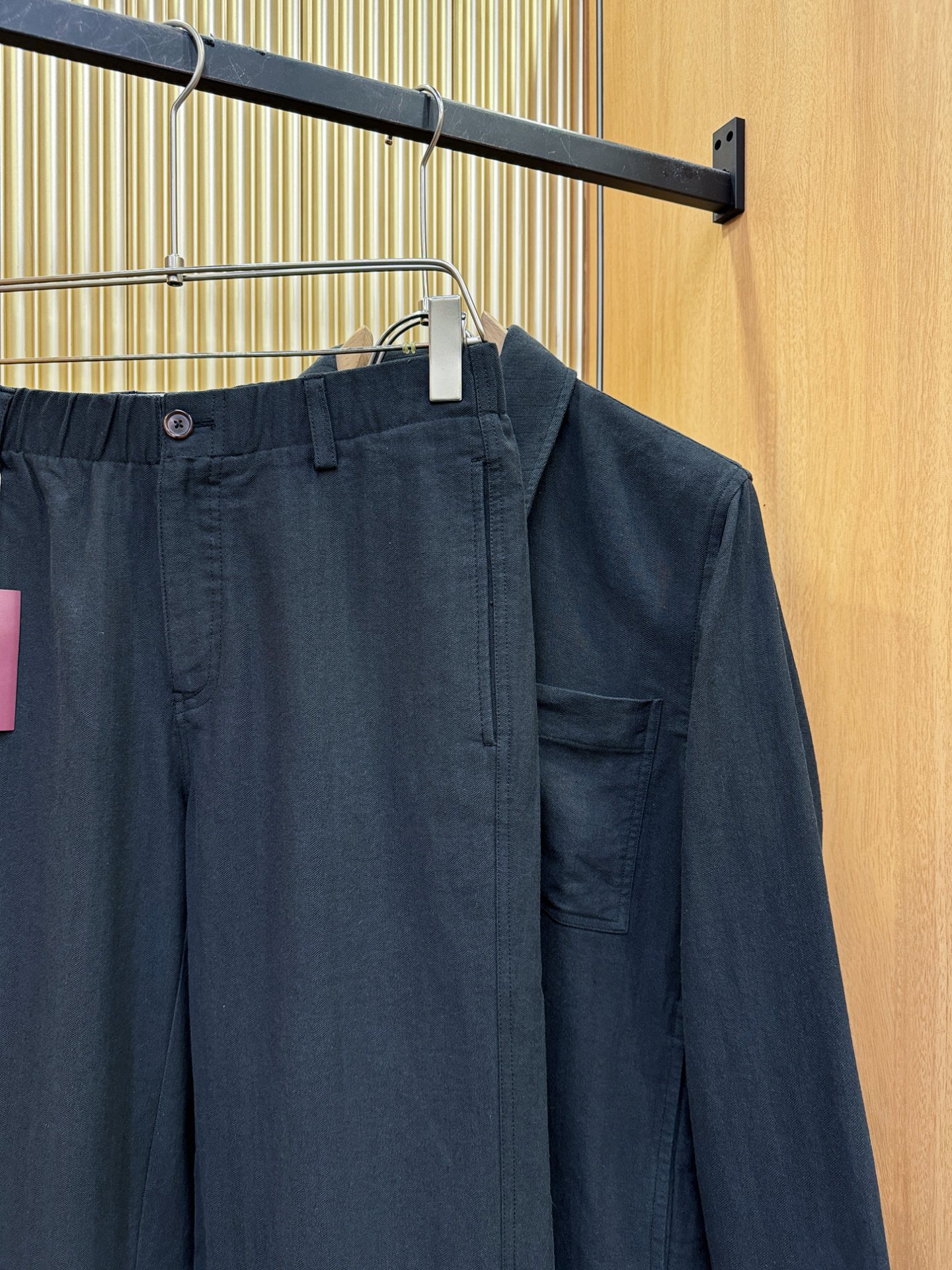 套装 葆蝶家Bottega Veneta 2026专柜同款亚麻套装，100%亚麻面料，亚麻衬衫就足够腔调