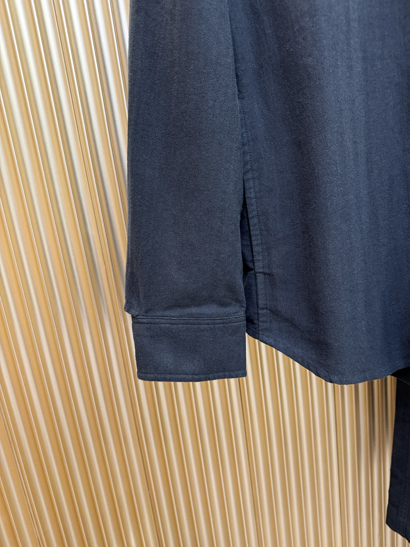 套装 葆蝶家Bottega Veneta 2026专柜同款亚麻套装，100%亚麻面料，亚麻衬衫就足够腔调