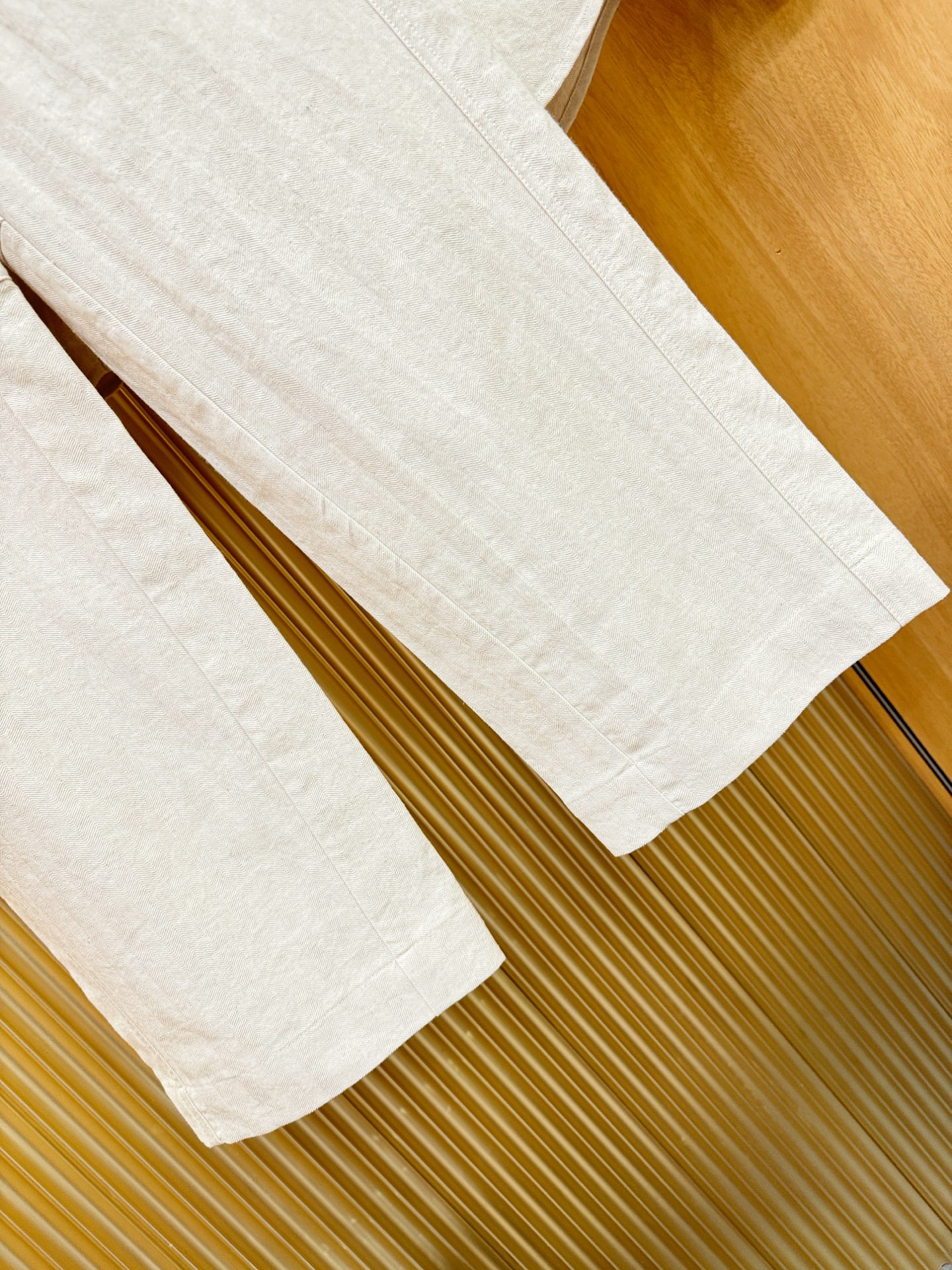 套装 葆蝶家Bottega Veneta 2026专柜同款亚麻套装，100%亚麻面料，亚麻衬衫就足够腔调