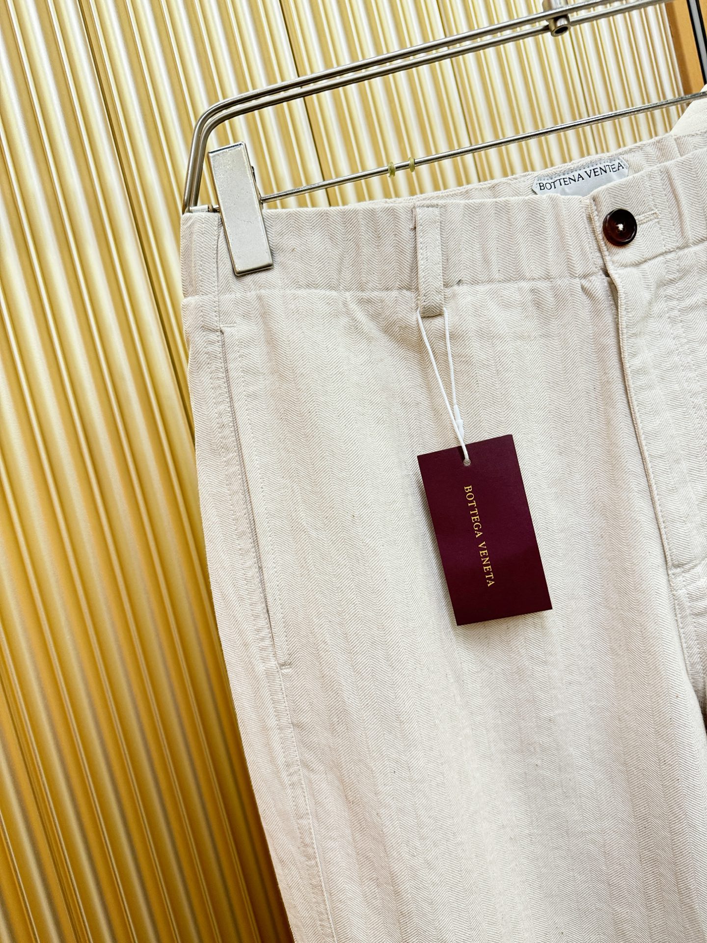 套装 葆蝶家Bottega Veneta 2026专柜同款亚麻套装，100%亚麻面料，亚麻衬衫就足够腔调