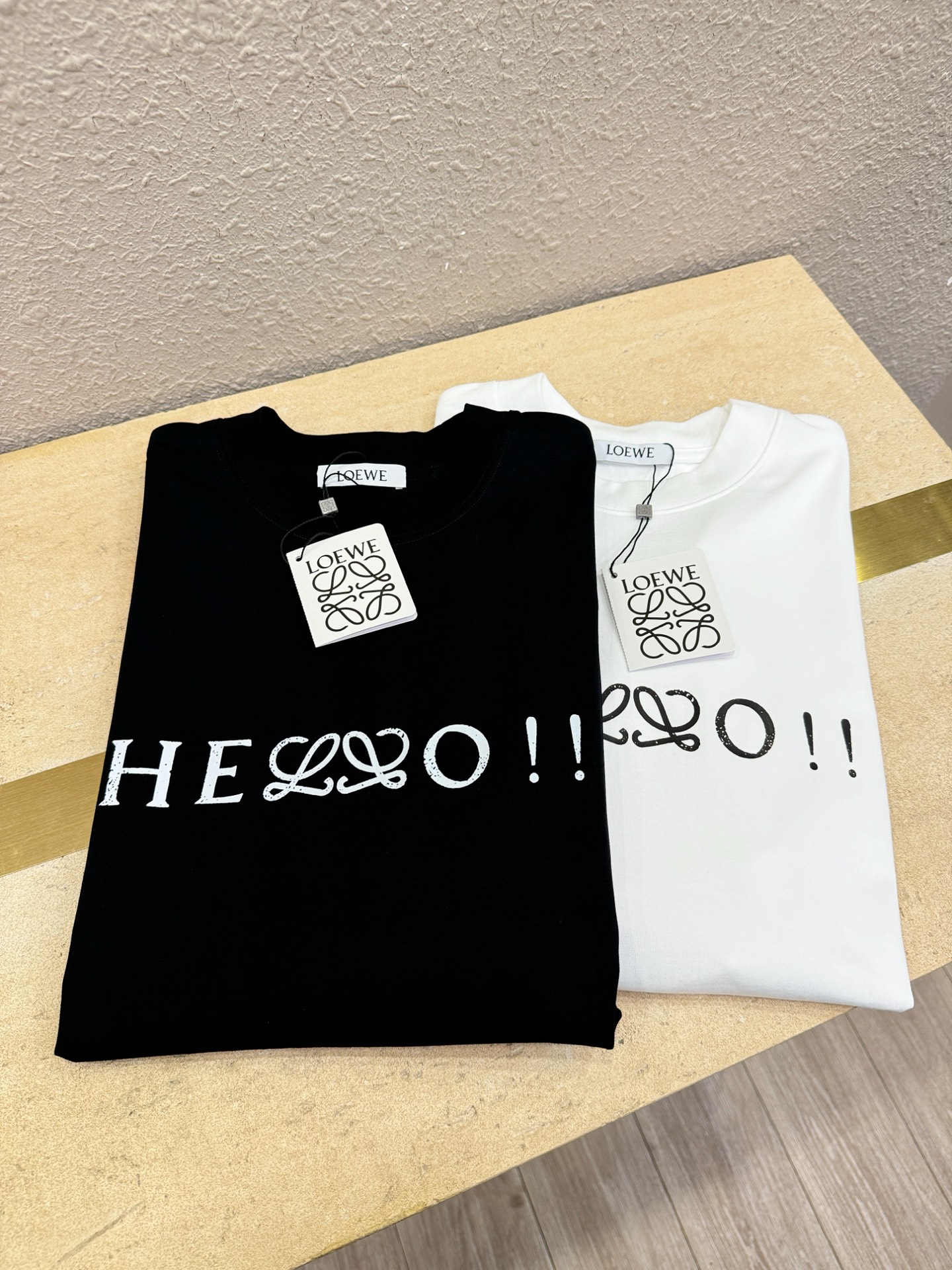 LOEWE罗意威 2026新款短袖T恤！走秀图案时尚休闲短袖T恤衫！设计logo设计！极具设计精选客供面