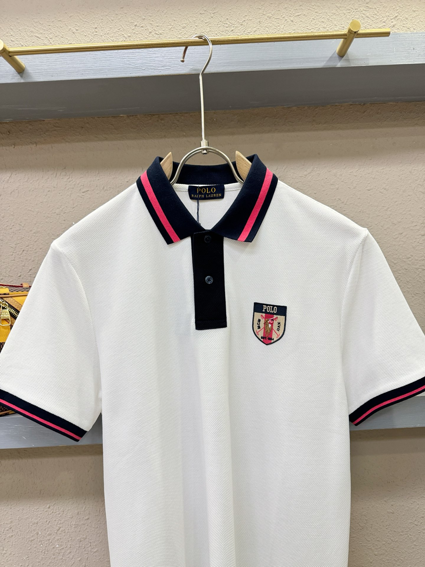 POLO 2026春夏新款首发专柜最新款翻领短袖，100%丝光棉面料，高端订制 设计前卫时尚！品牌log