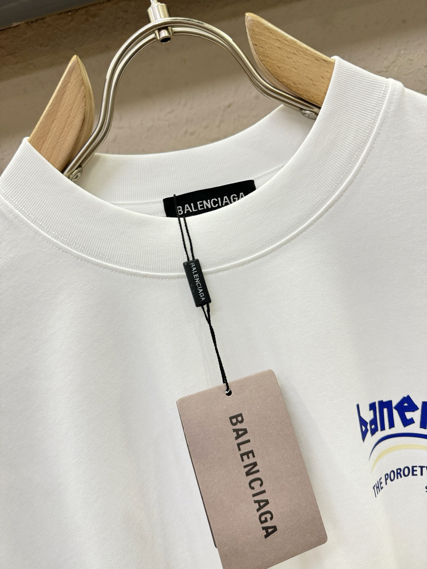 Balenciaga巴黎世家 2026新款短袖T恤！走秀图案时尚休闲短袖T恤衫！设计logo设计！极具设