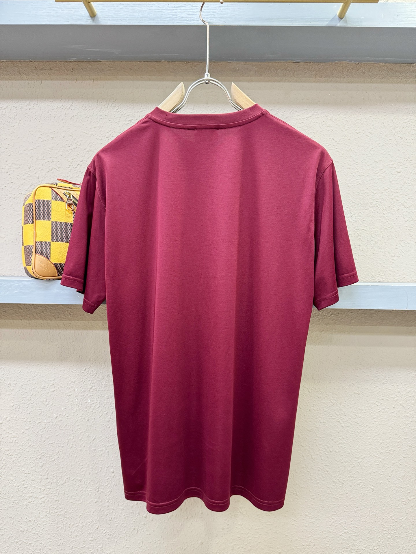 Brioni 布里奥尼 顶级品质 2026新品短袖！原版定制面料，手感柔软。顶级进口私货，时尚设计潮流短