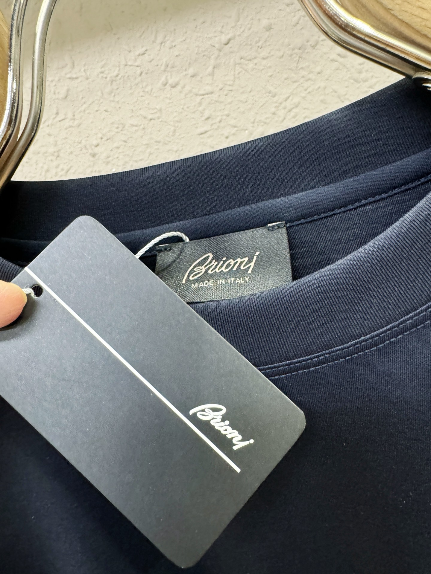 Brioni 布里奥尼 顶级品质 2026新品短袖！原版定制面料，手感柔软。顶级进口私货，时尚设计潮流短