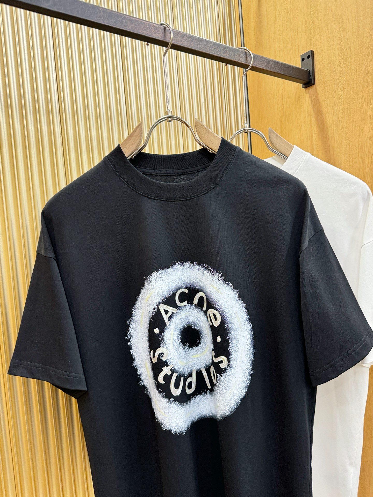 Acne Studios 2026新款短袖T恤！走秀图案时尚休闲短袖T恤衫！设计logo设计！极具设计精