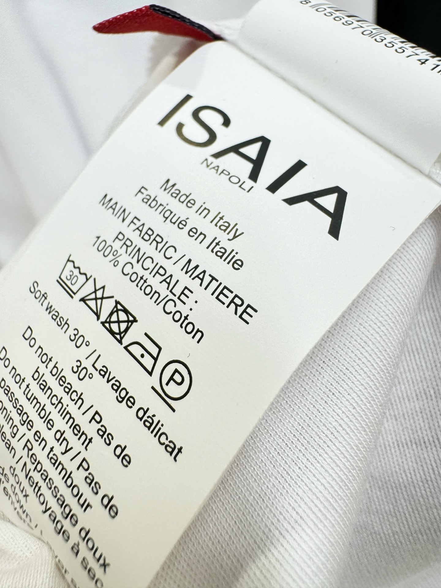 ISAIA 顶级品质 2026新品短袖！原版定制面料，手感柔软。顶级进口私货，时尚设计潮流短袖，不失奢华