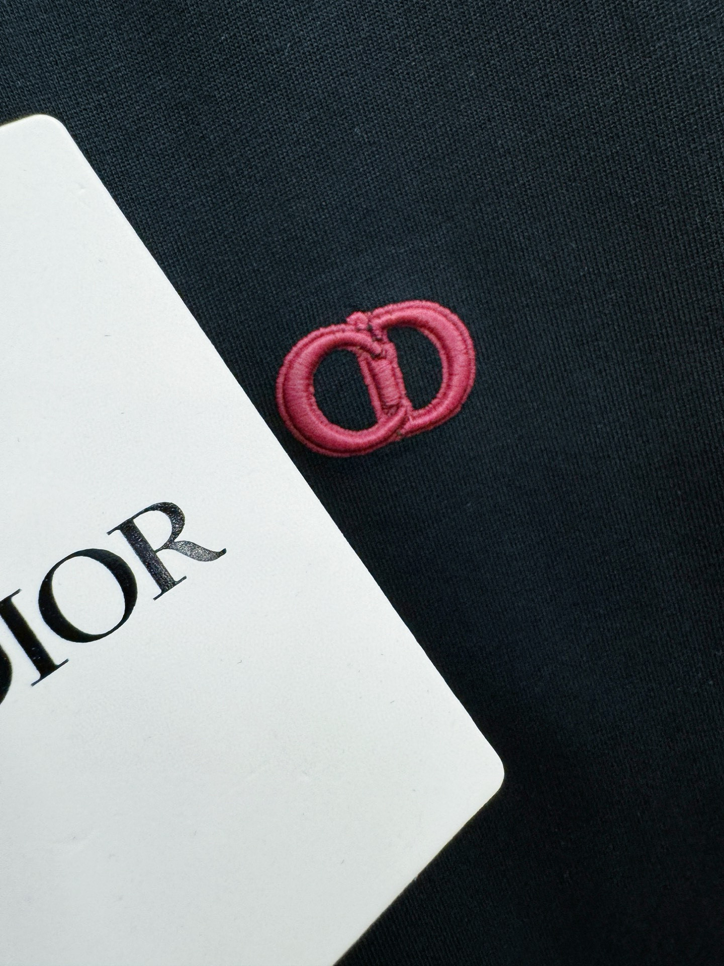 Dior迪奥 2026新款短袖T恤！走秀图案时尚休闲短袖T恤衫！设计logo设计！极具设计精选客供面料，