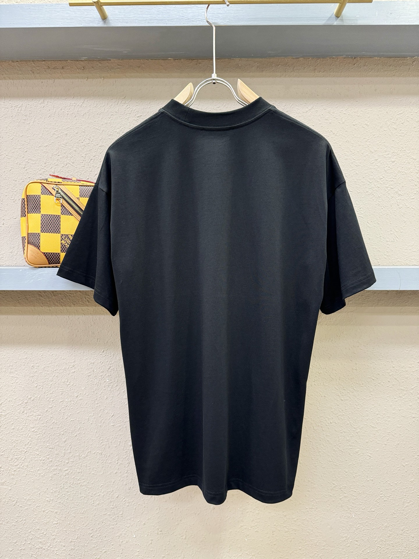 BURBERRY巴宝莉 2026新款短袖T恤！走秀图案时尚休闲短袖T恤衫！设计logo设计！极具设计精选