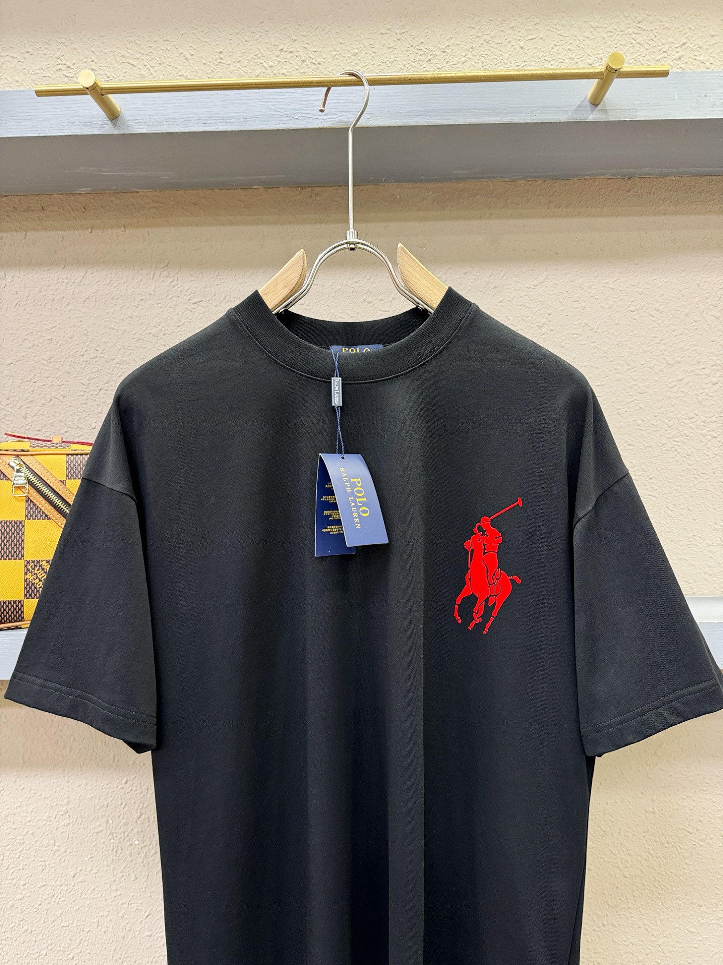 POLO 2026新款短袖T恤！走秀图案时尚休闲短袖T恤衫！设计logo设计！极具设计精选客供面料，手感