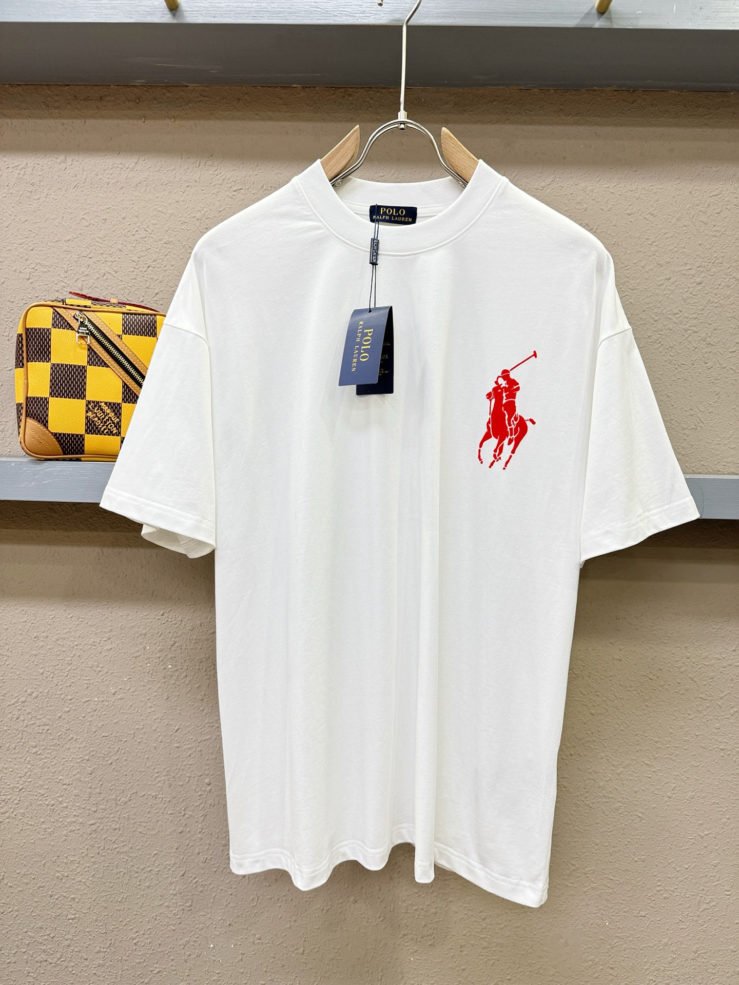 POLO 2026新款短袖T恤！走秀图案时尚休闲短袖T恤衫！设计logo设计！极具设计精选客供面料，手感