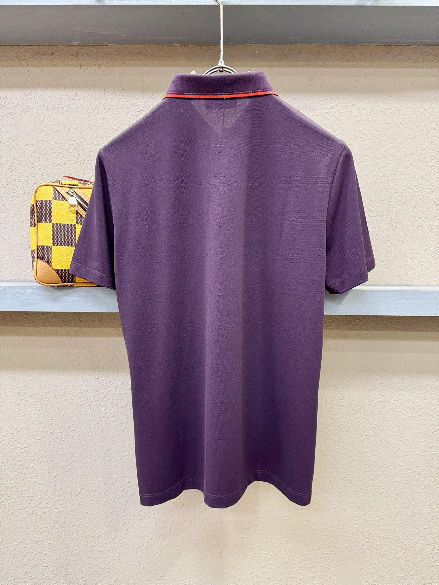 Hermès爱马仕 2026春夏新款首发专柜最新款翻领短袖，100%丝光棉面料，高端订制 设计前卫时尚！