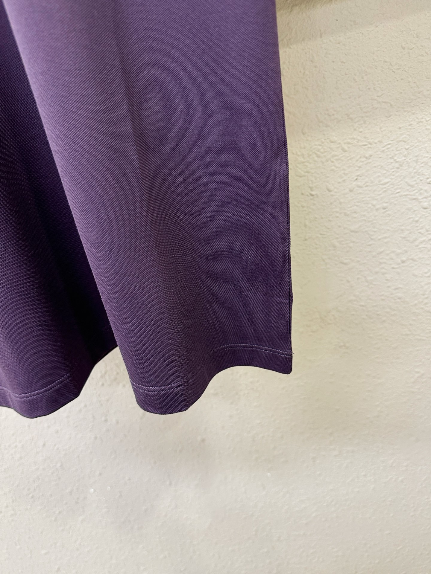 Hermès爱马仕 2026春夏新款首发专柜最新款翻领短袖，100%丝光棉面料，高端订制 设计前卫时尚！