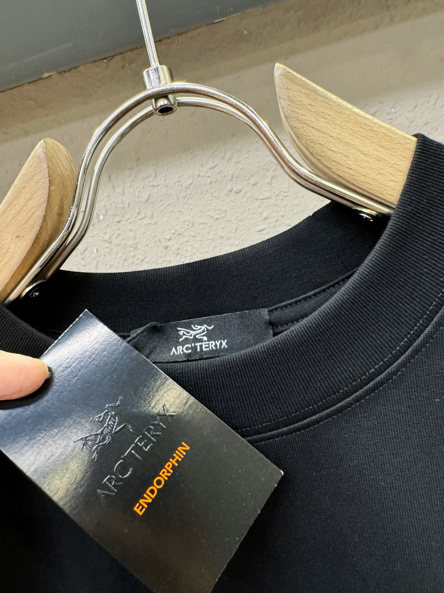 Arcteryx始祖鸟 2026新款短袖T恤！走秀图案时尚休闲短袖T恤衫！设计logo设计！极具设计精选