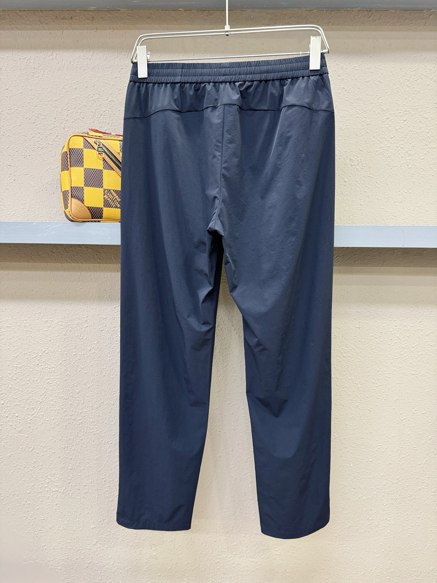 ARC‘TERYX/始祖鸟 新品休闲裤，选用欧洲进口面料，柔软舒适有质感，原版五金配件，非常炫酷，细节处