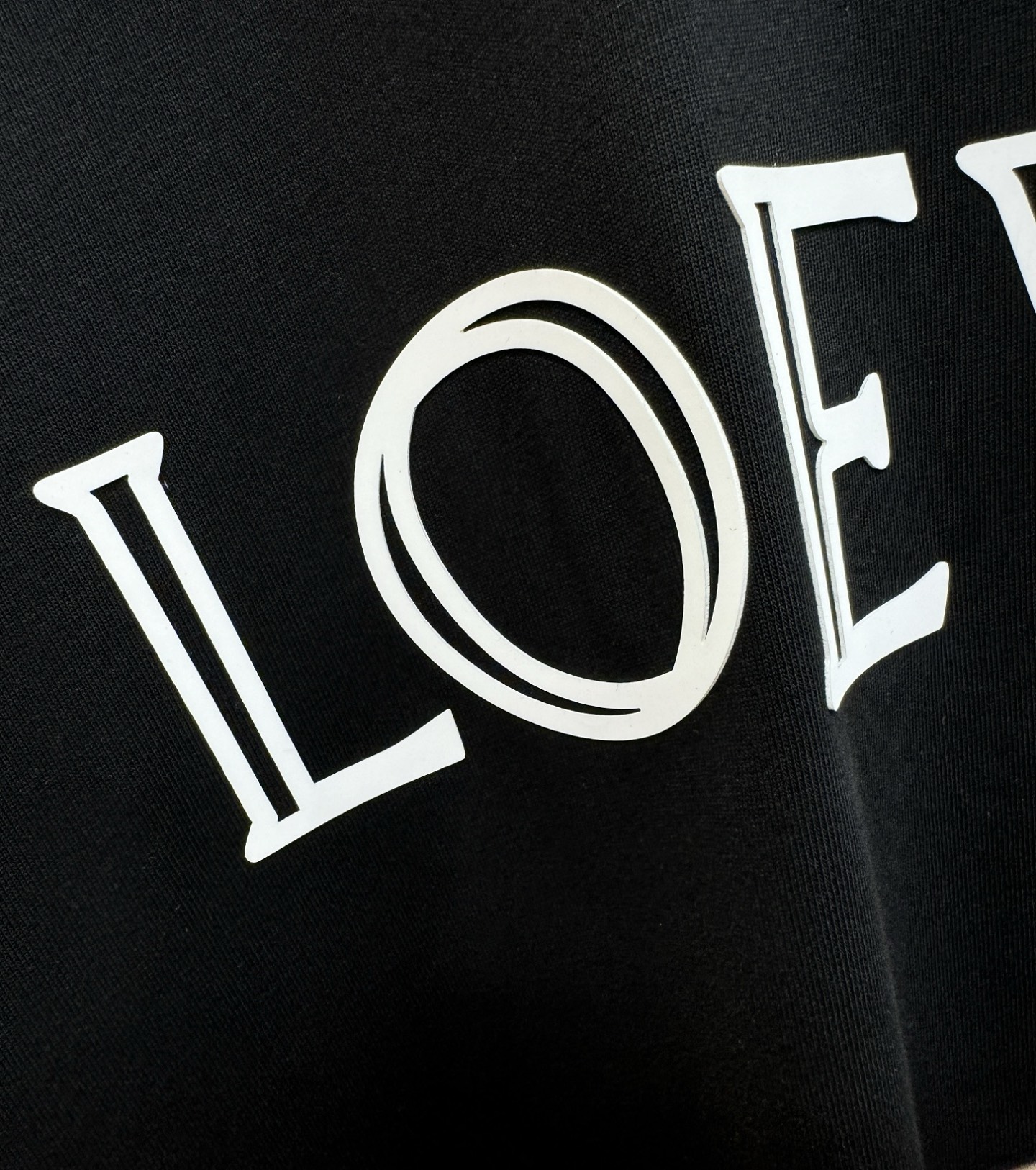 LOEWE罗意威 2026新款短袖T恤！走秀图案时尚休闲短袖T恤衫！设计logo设计！极具设计精选客供面