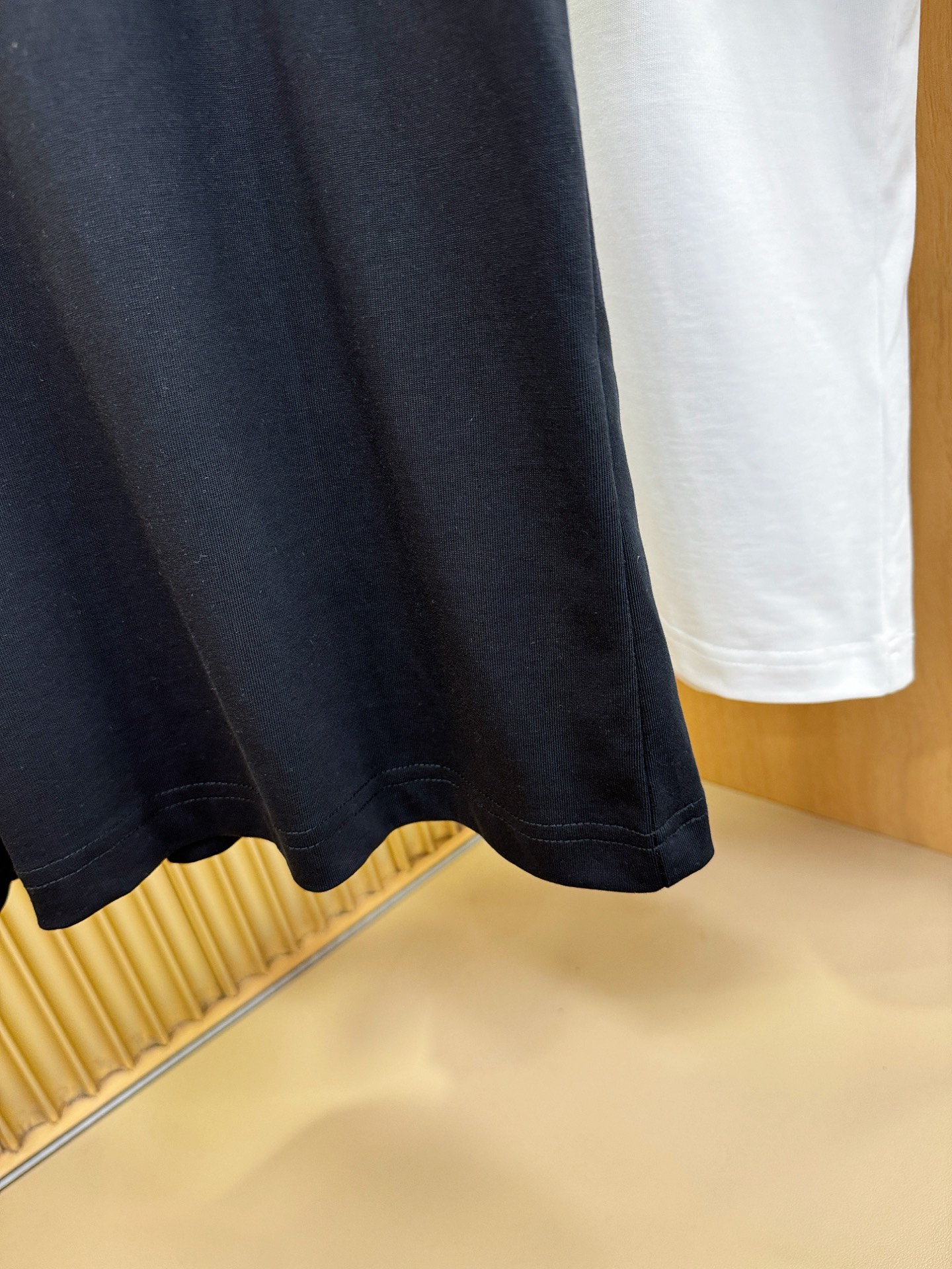 BURBERRY巴宝莉 2026新款短袖T恤！走秀图案时尚休闲短袖T恤衫！设计logo设计！极具设计精选