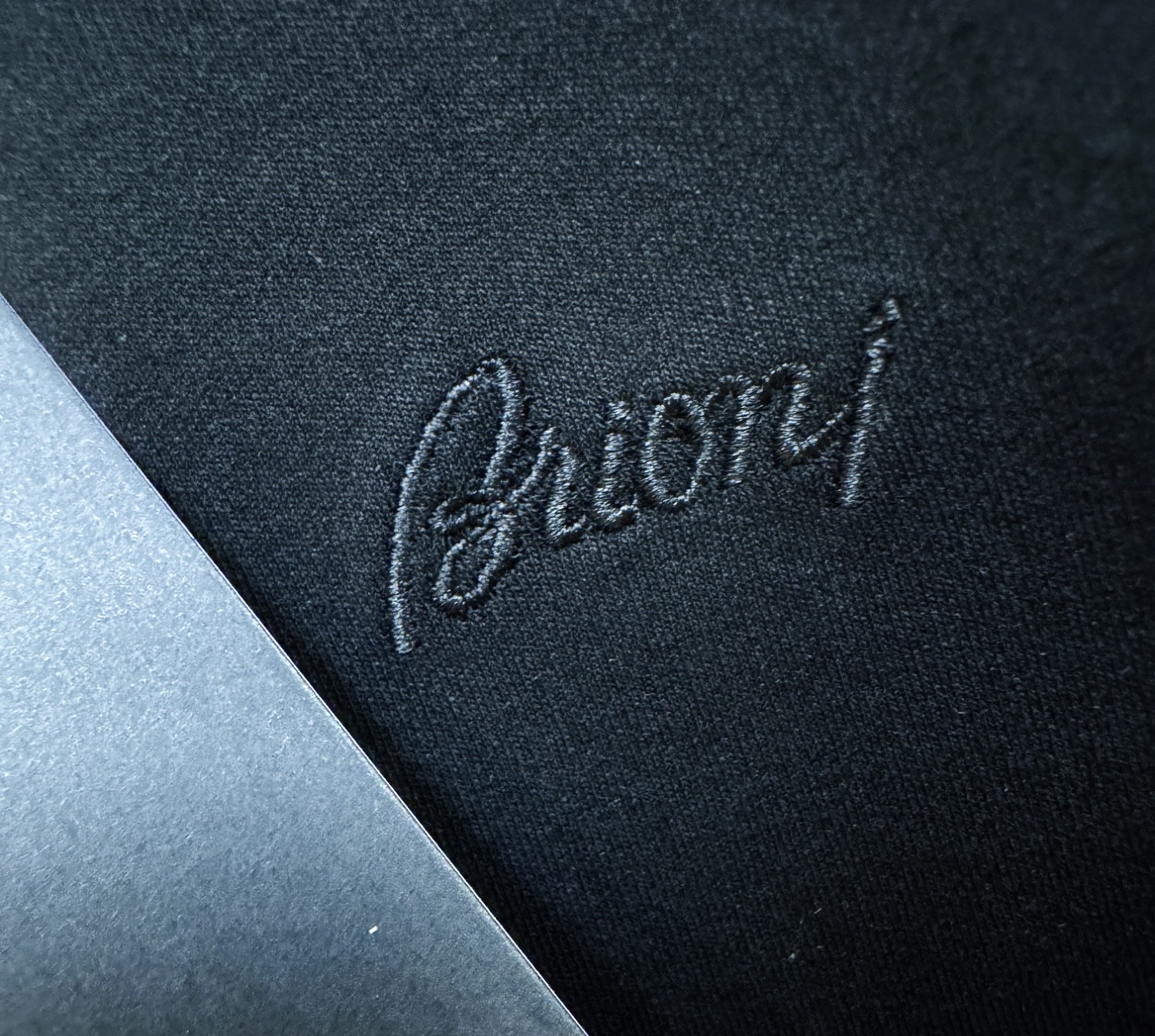 Brioni 布里奥尼 顶级品质 2026新品短袖！原版定制面料，手感柔软。顶级进口私货，时尚设计潮流短