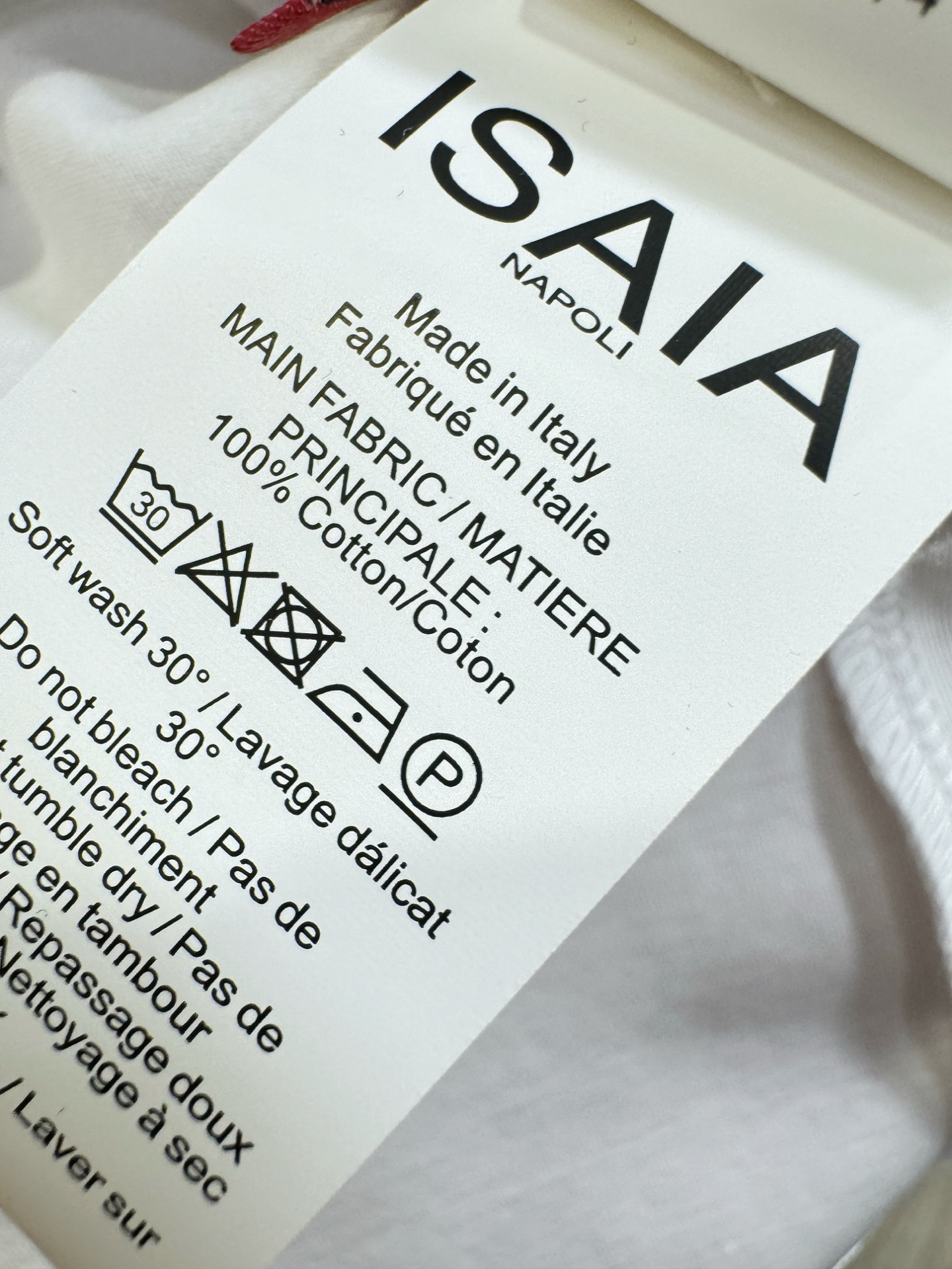 ISAIA 顶级品质 2026新品短袖！原版定制面料，手感柔软。顶级进口私货，时尚设计潮流短袖，不失奢华